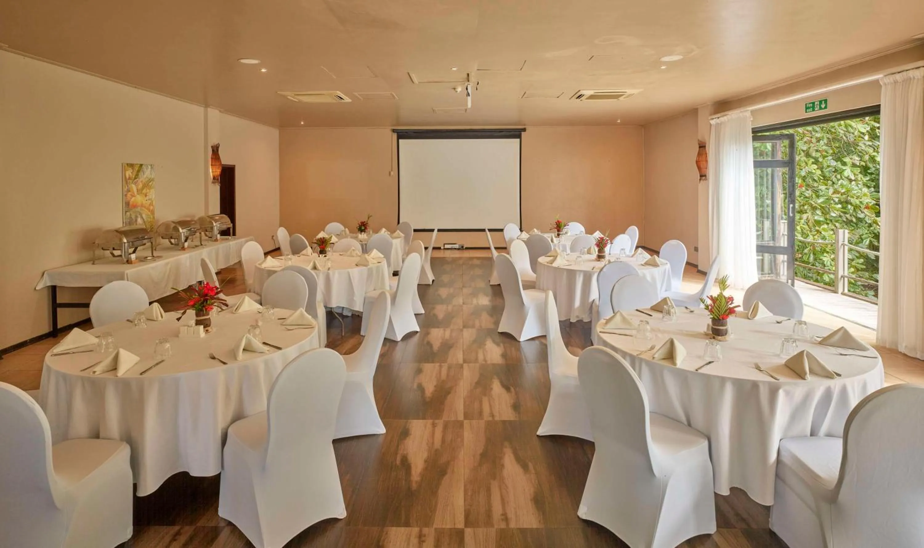 Meeting/conference room in DoubleTree by Hilton Seychelles Allamanda Resort & Spa