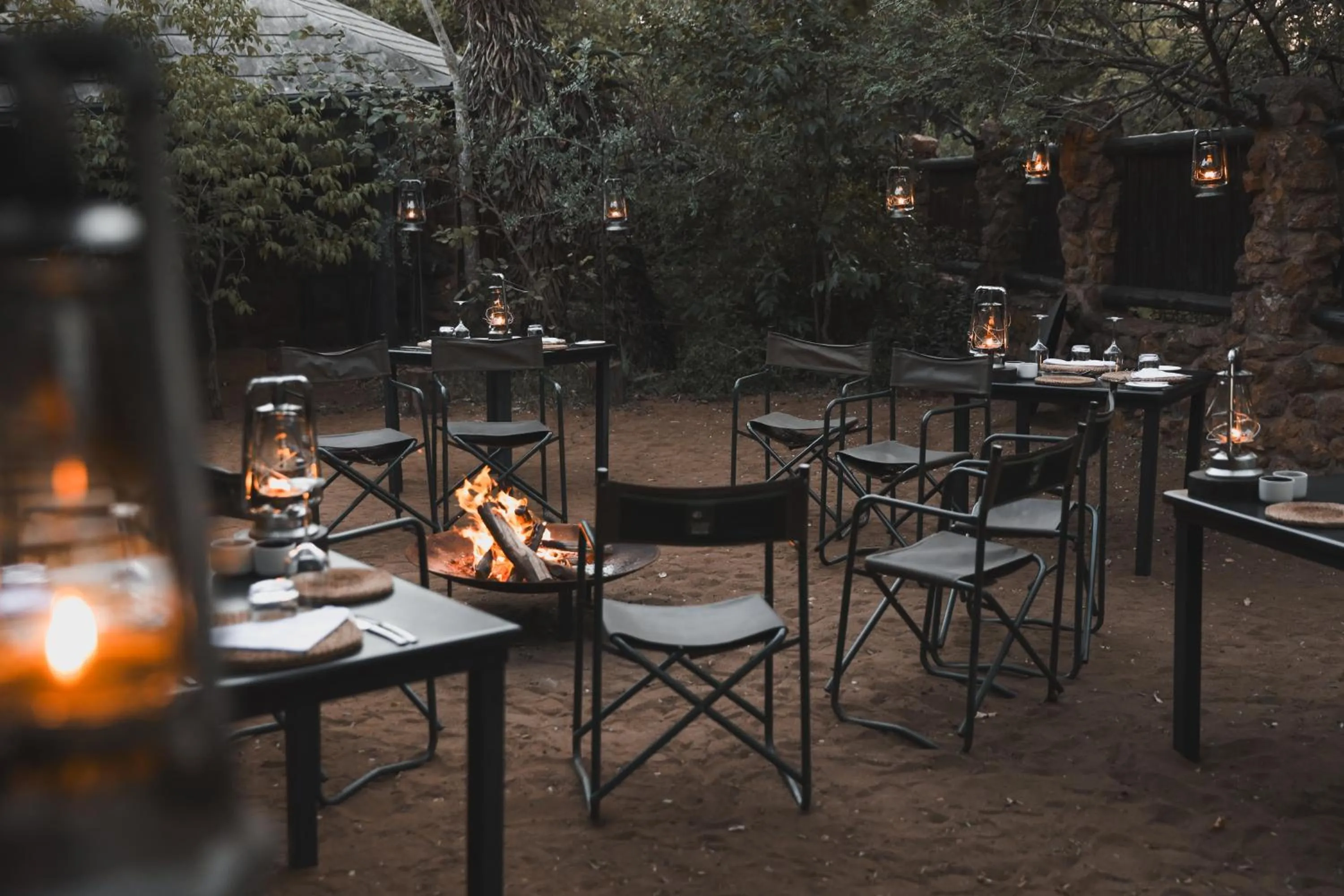 Property building in Leopard Mountain Safari Lodge