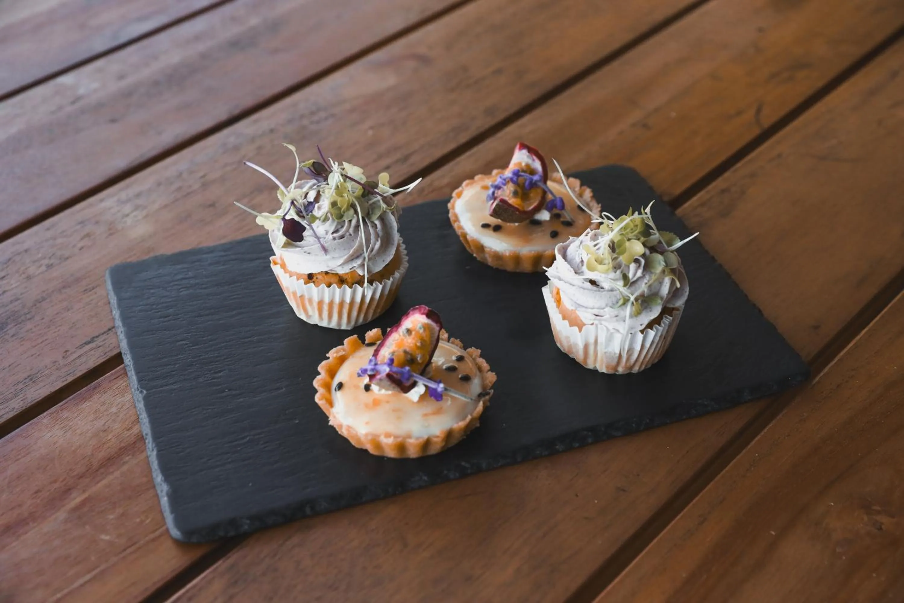 Food and drinks in Leopard Mountain Safari Lodge