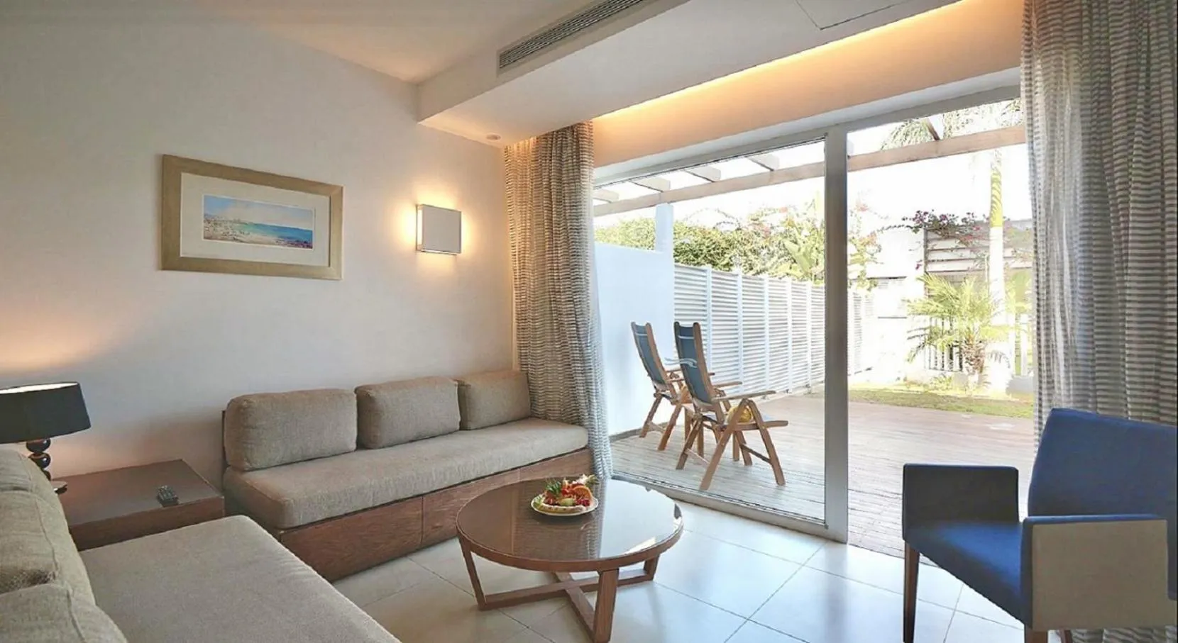 Living room in Sunrise Pearl Hotel & Spa