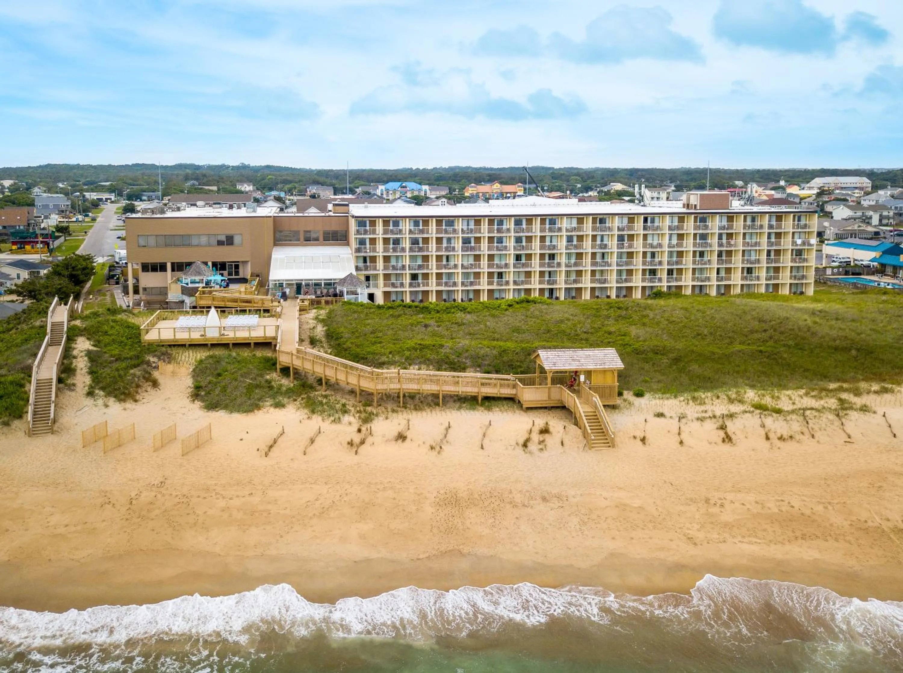 Property building in Ramada Plaza by Wyndham Nags Head Oceanfront