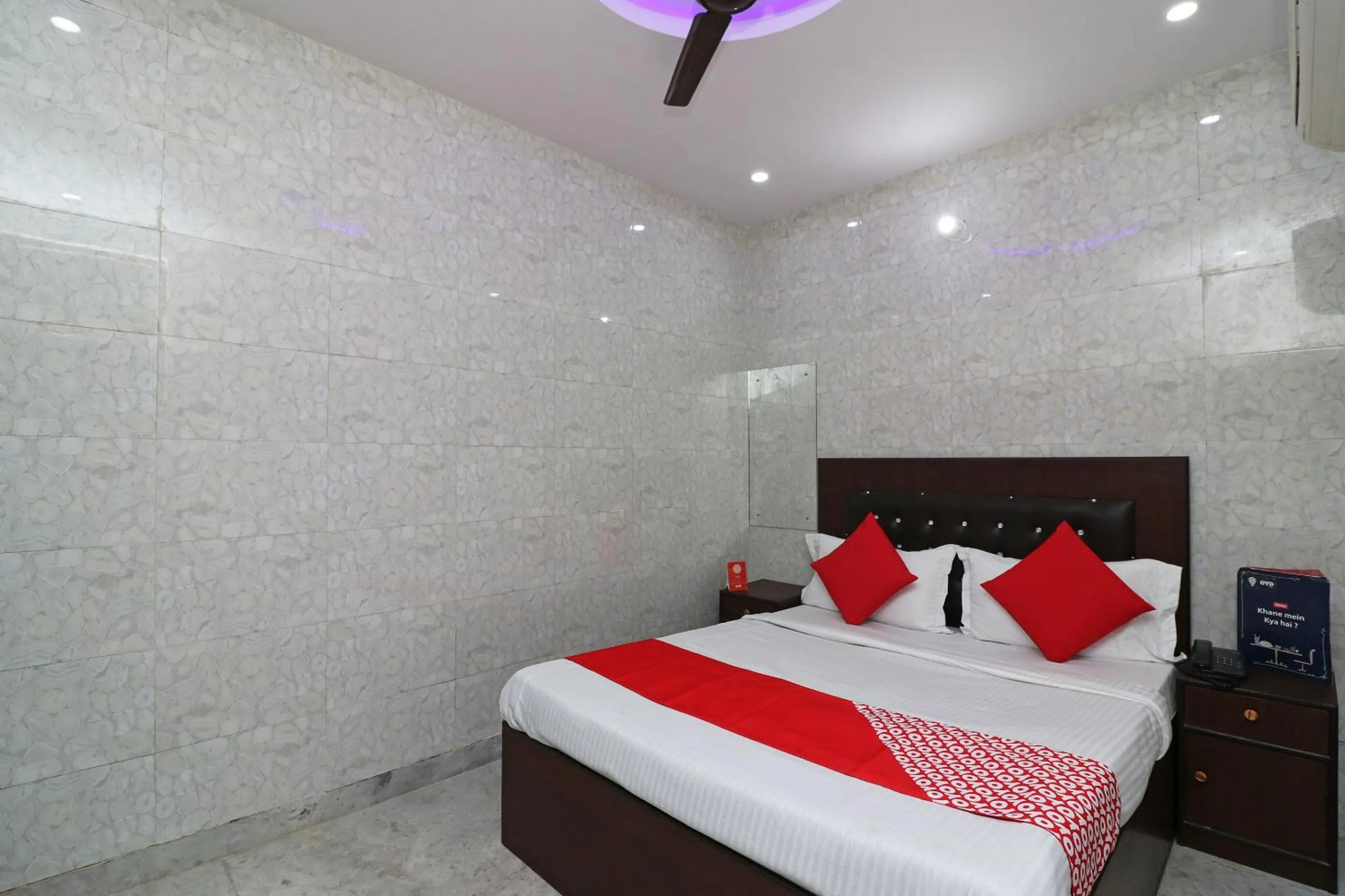 Hotel O Zaki Hs Near Taj Mahal