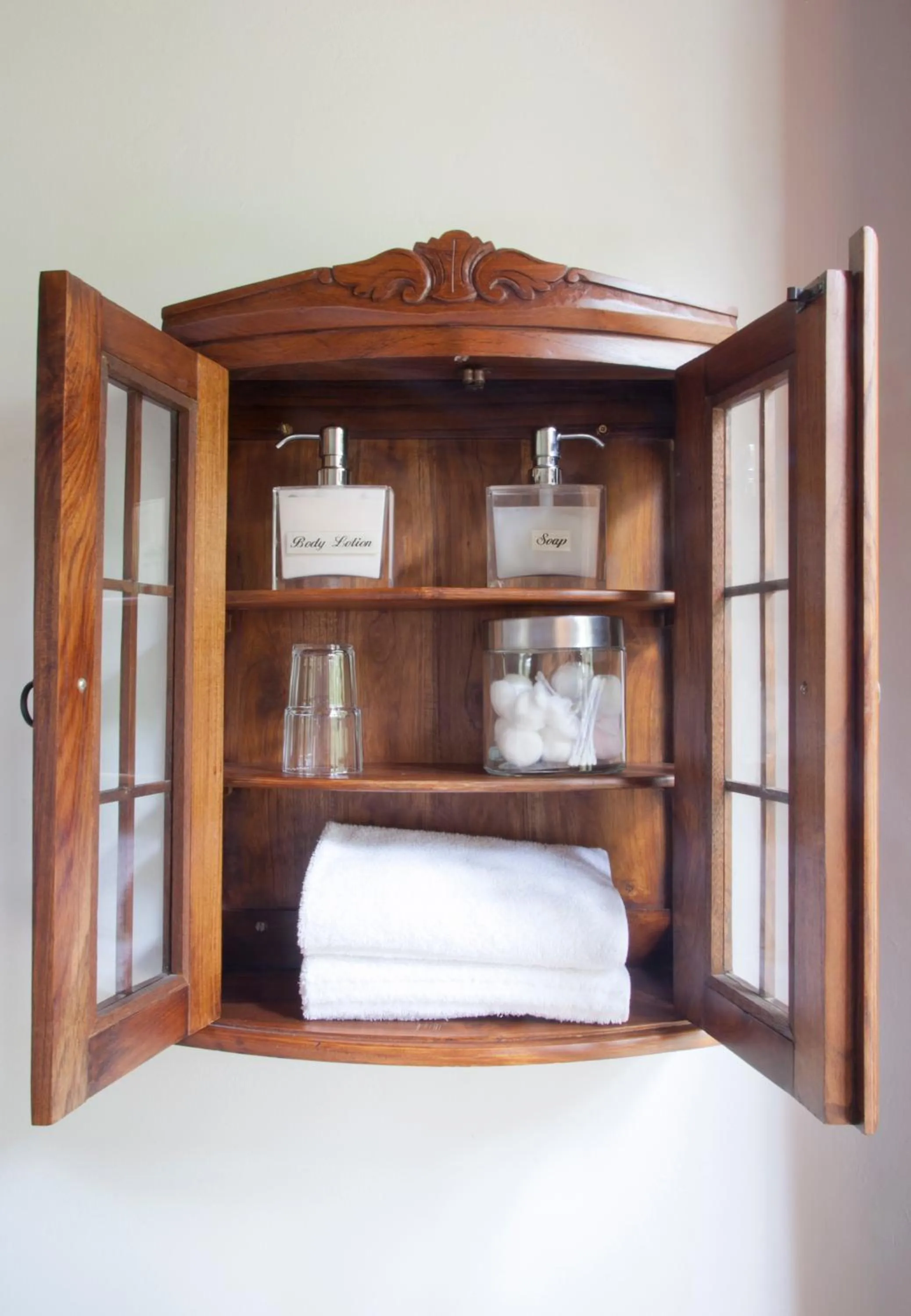 Bathroom, Bed in Oude Wellington Estate