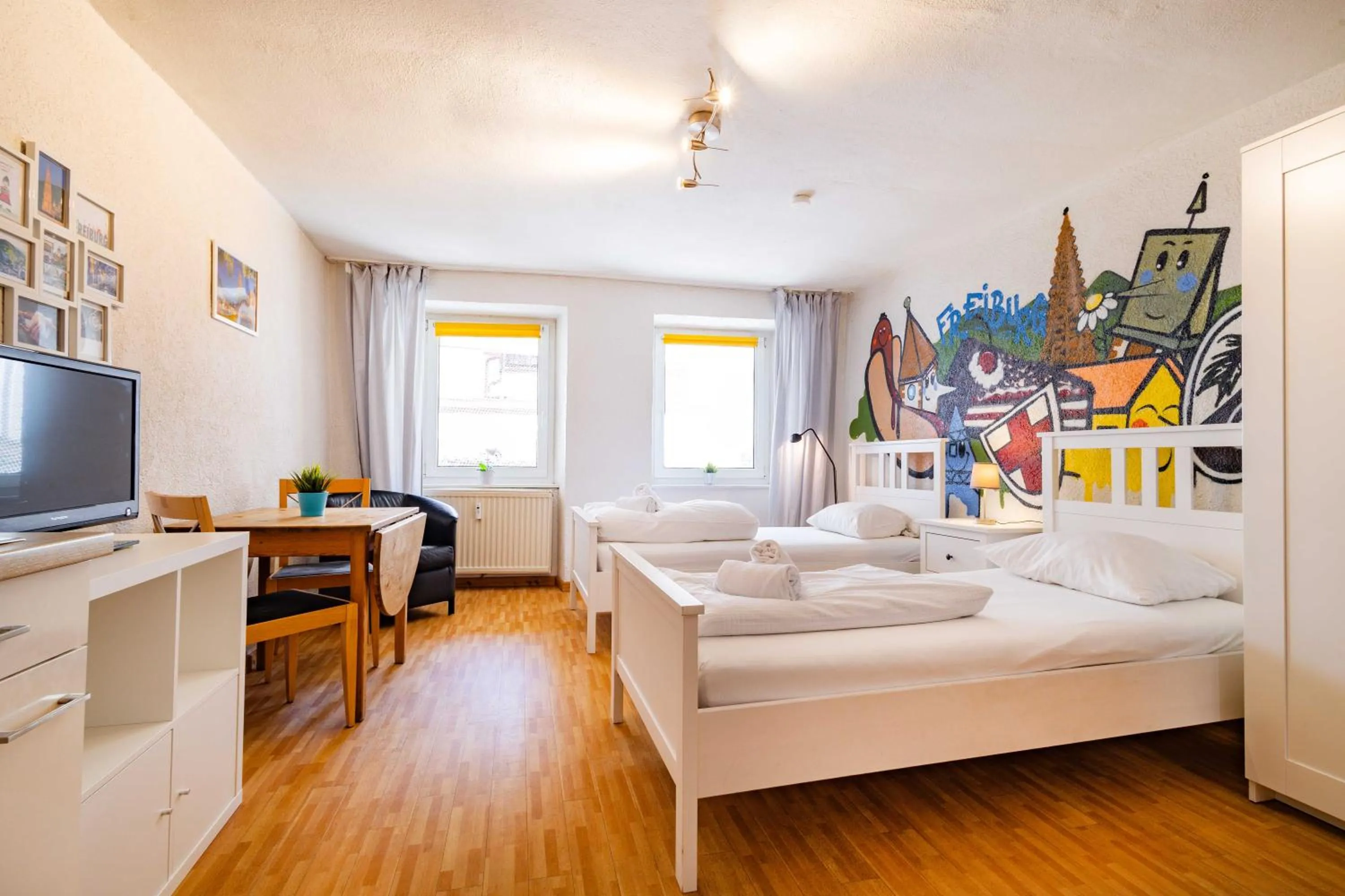 Bed in StayInn Apartments City Center