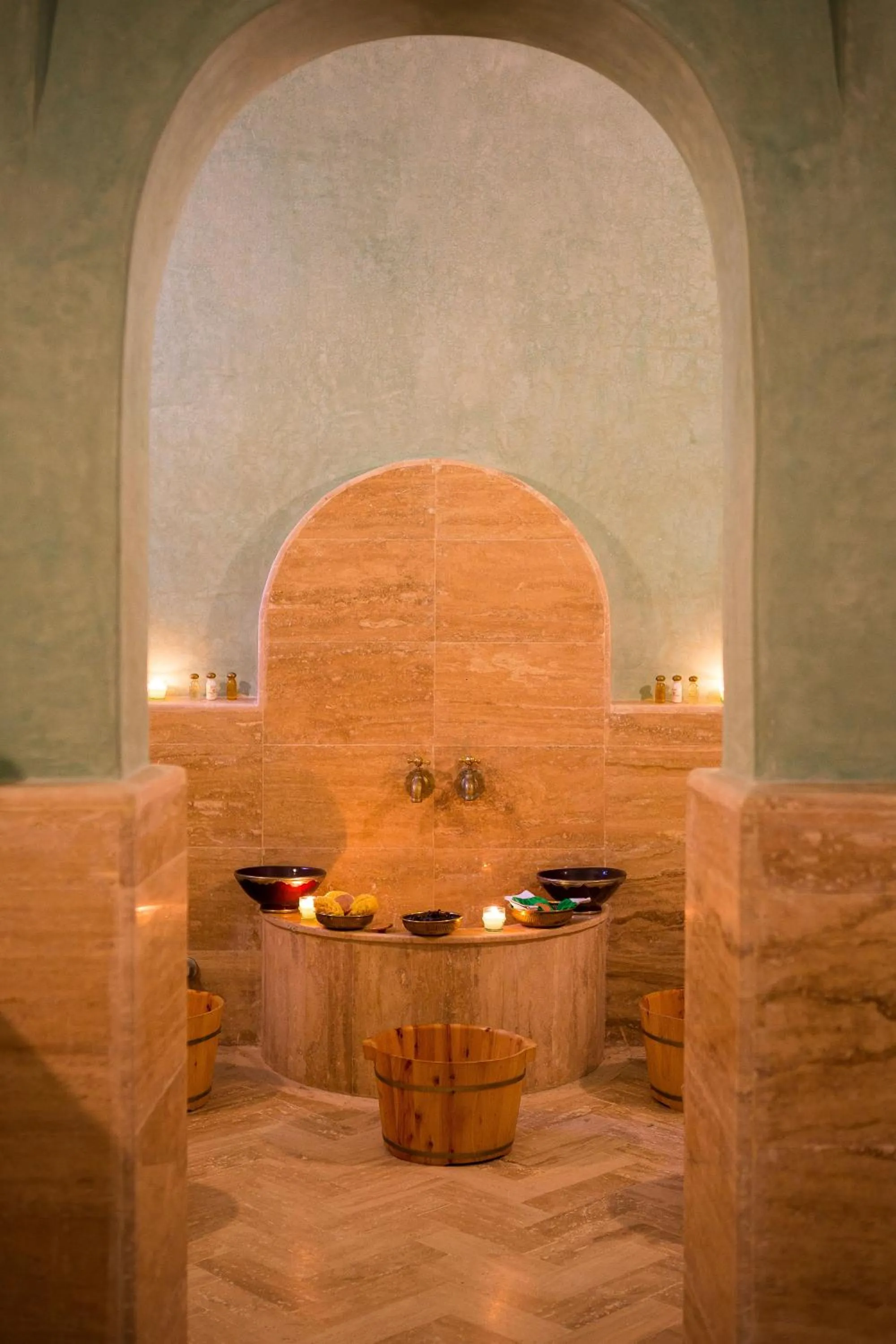 Steam room in Domaine Rosaroum