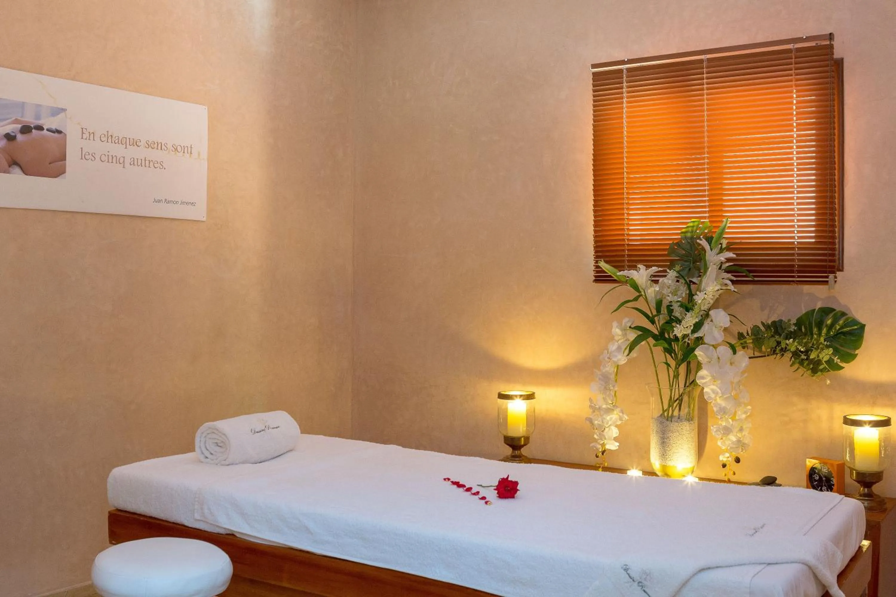 Massage in Domaine Rosaroum