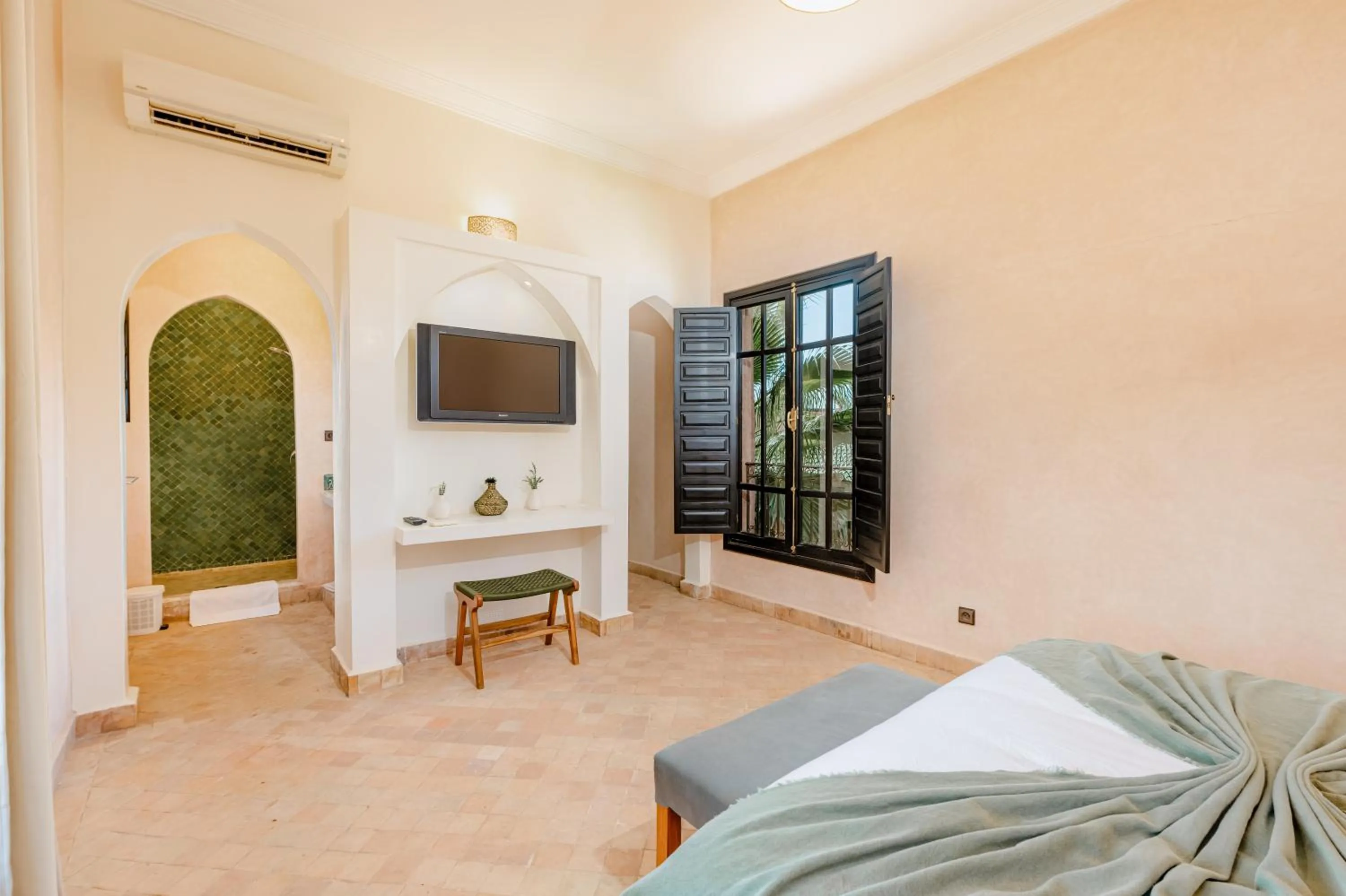 Photo of the whole room, Bed in Residence Dar Lamia Marrakech