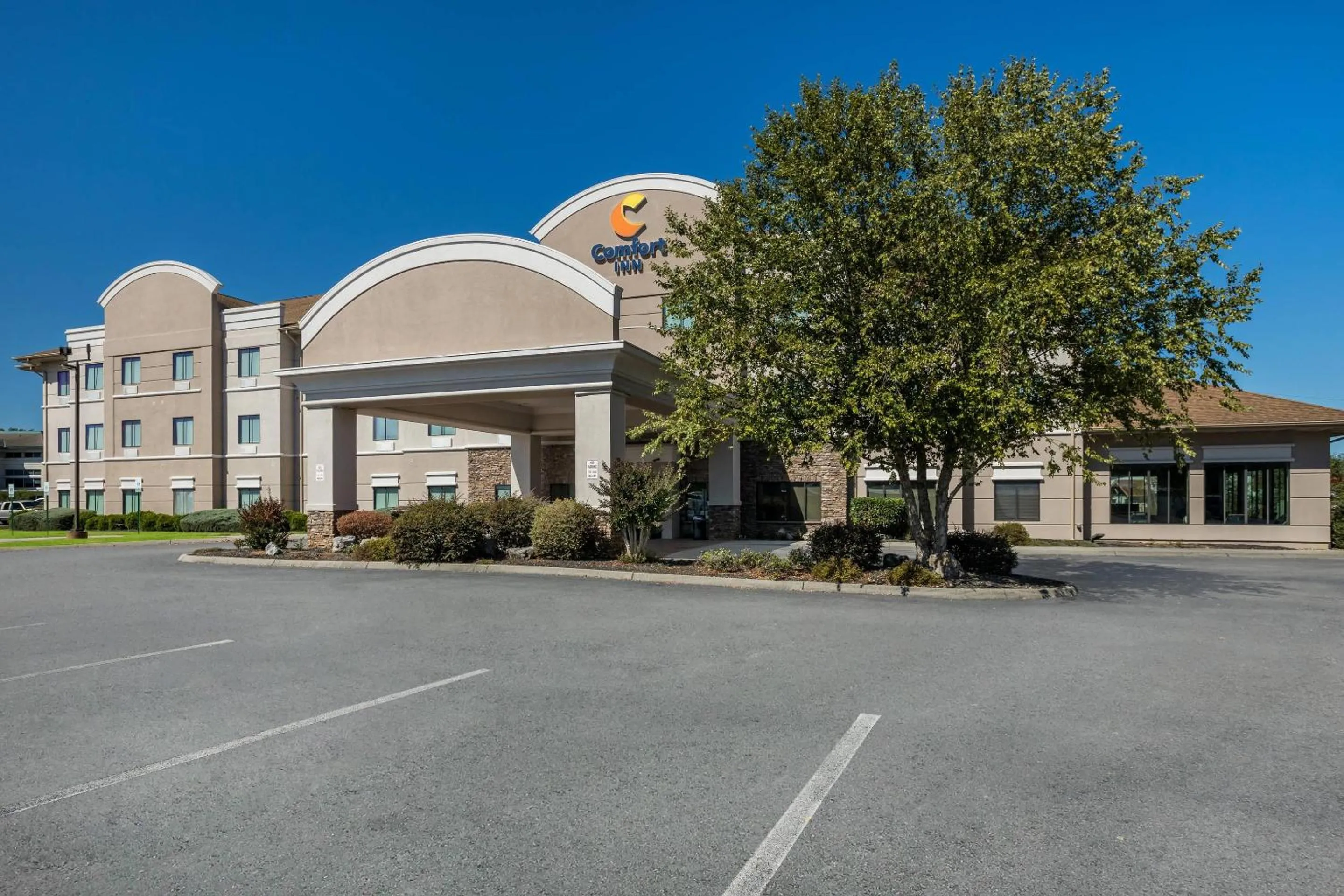 Property building in Comfort Inn Powell - Knoxville North