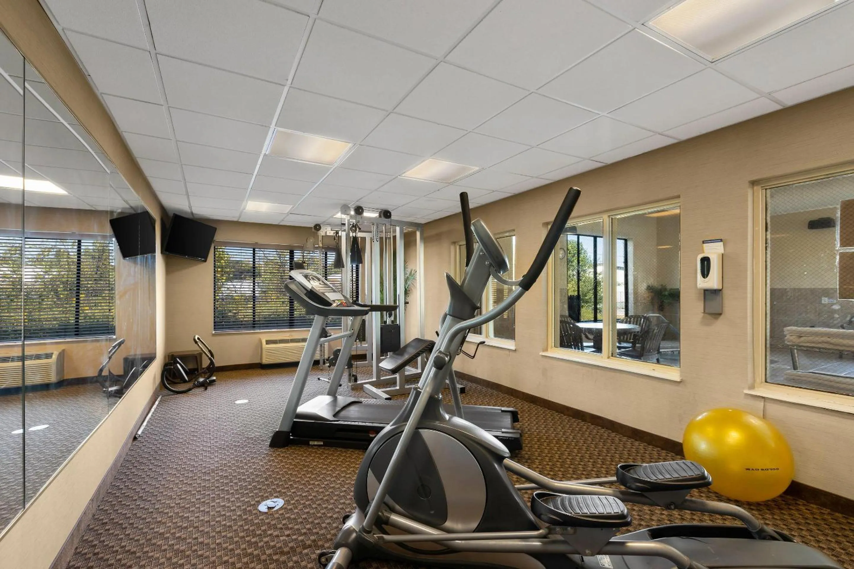 Fitness centre/facilities in Comfort Inn Powell - Knoxville North