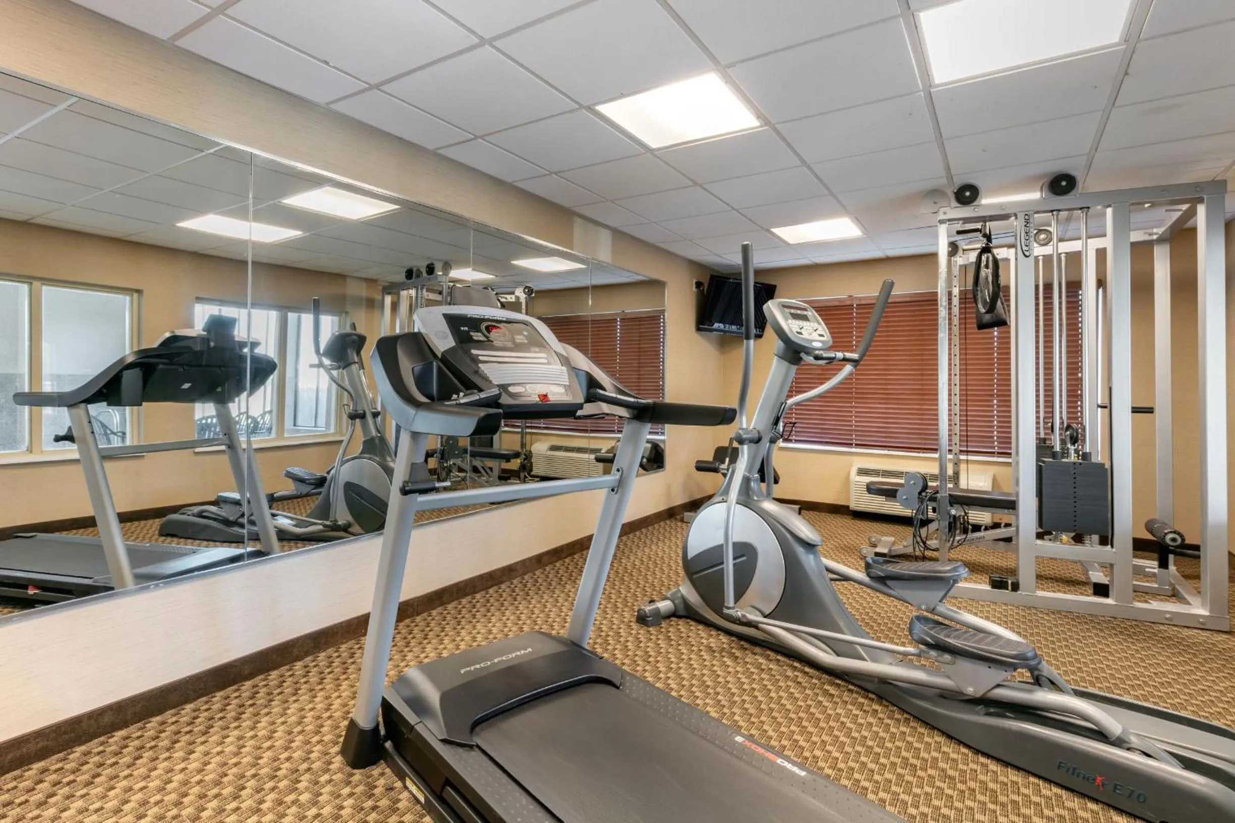 Fitness centre/facilities in Comfort Inn Powell - Knoxville North
