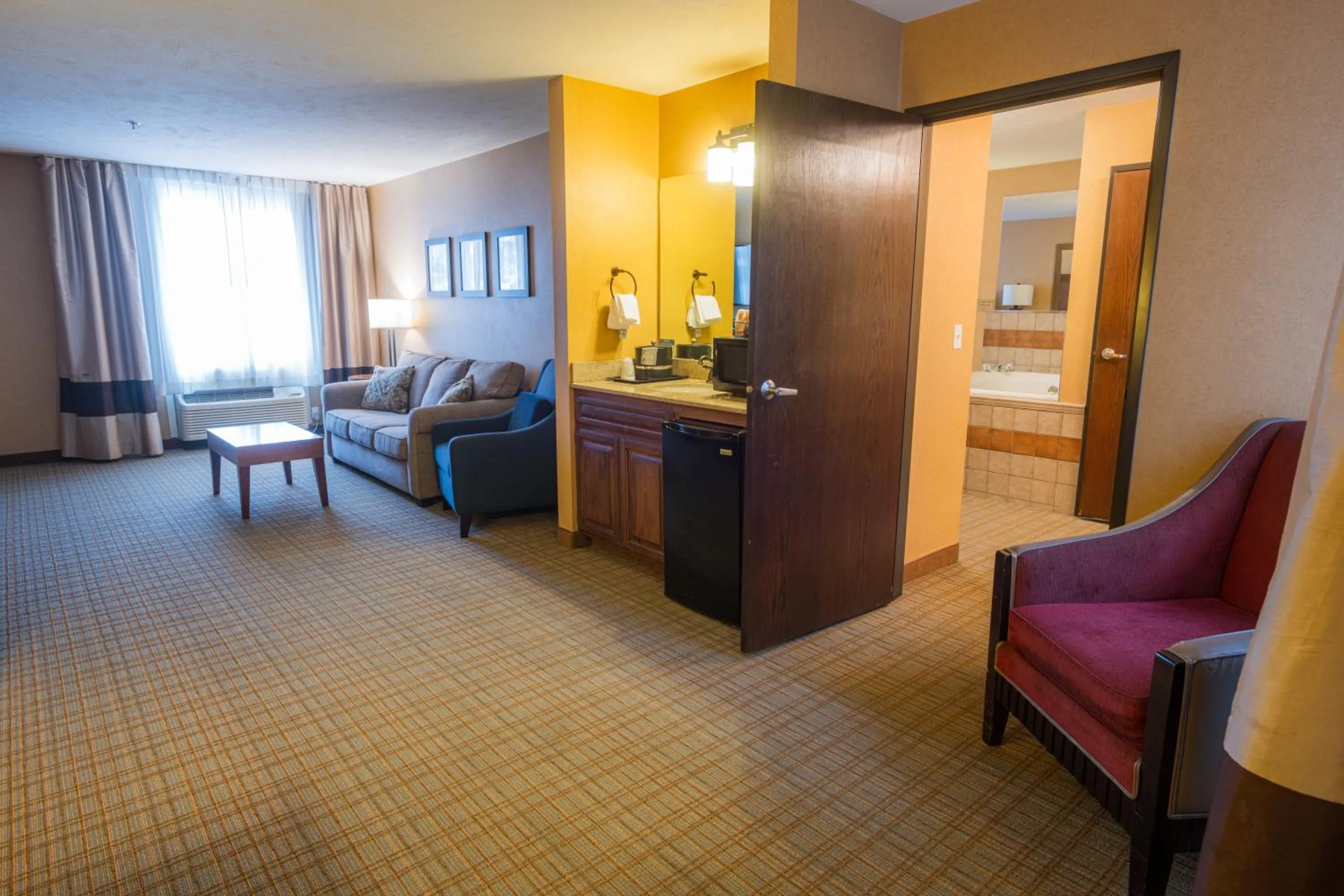 Photo of the whole room in Comfort Inn & Suites Spokane Valley Central