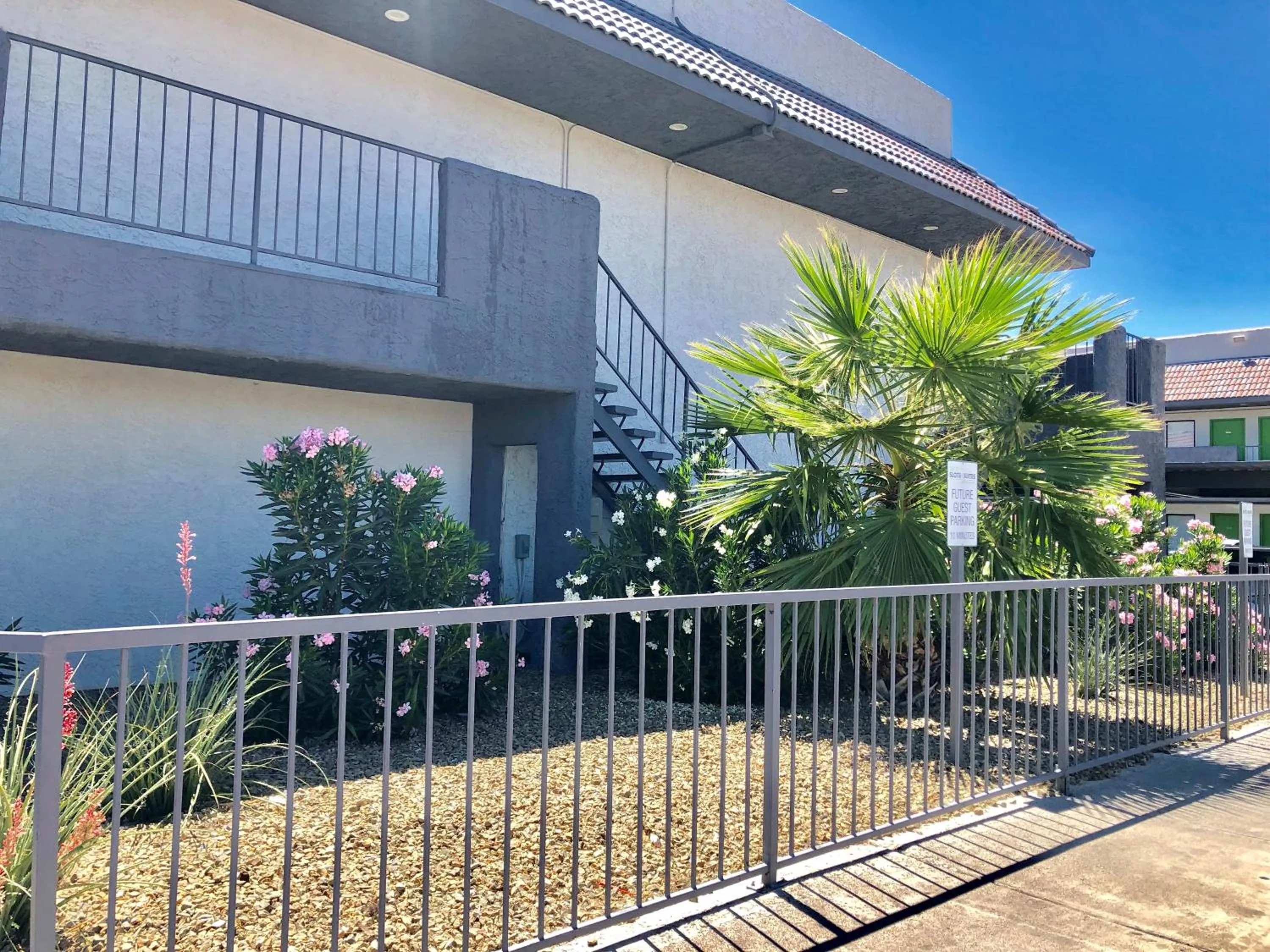 Property Building in Siegel Slots and Suites (No Resort Fees)