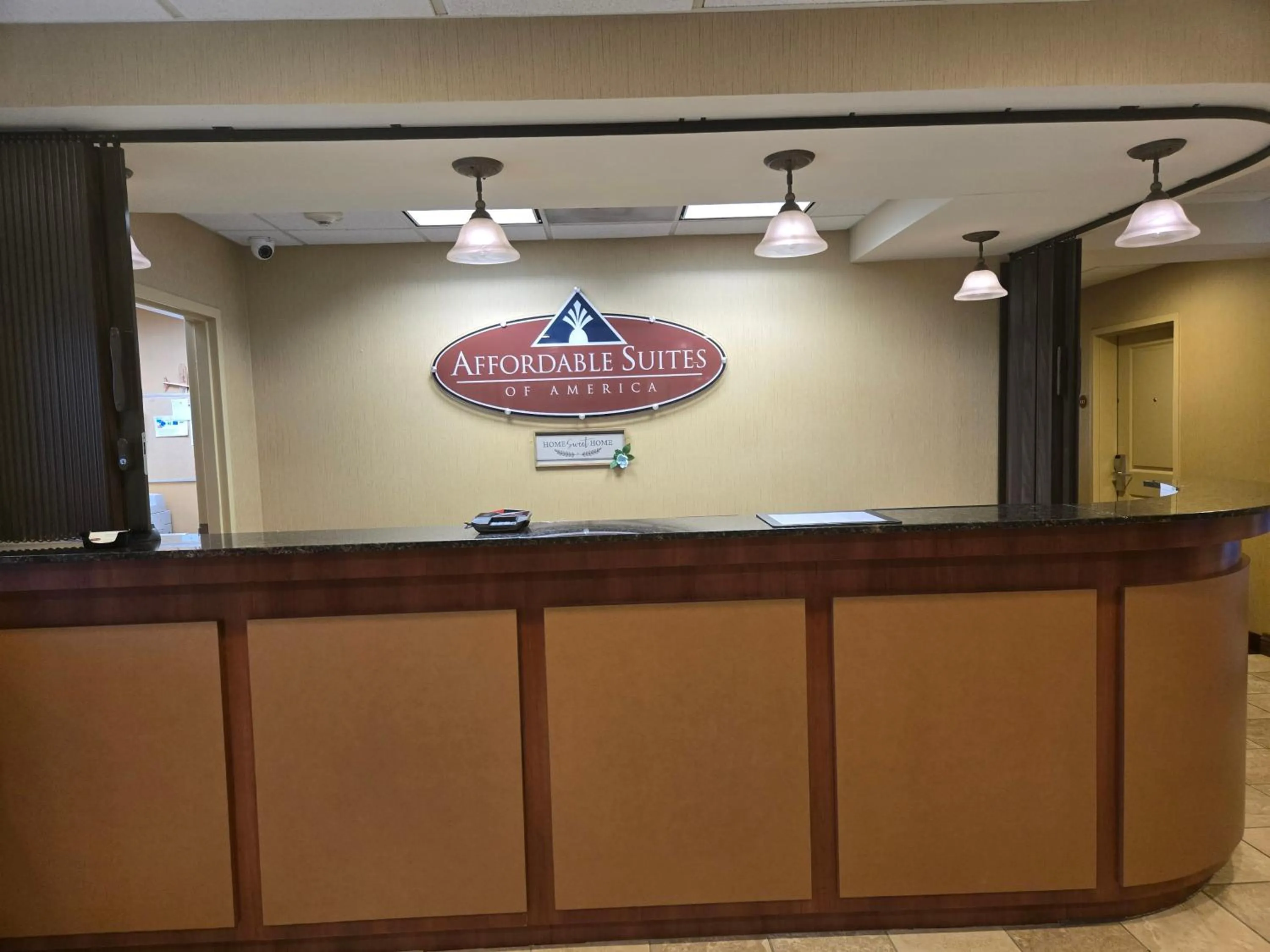 Lobby or reception in Affordable Suites of America Rogers - Bentonville