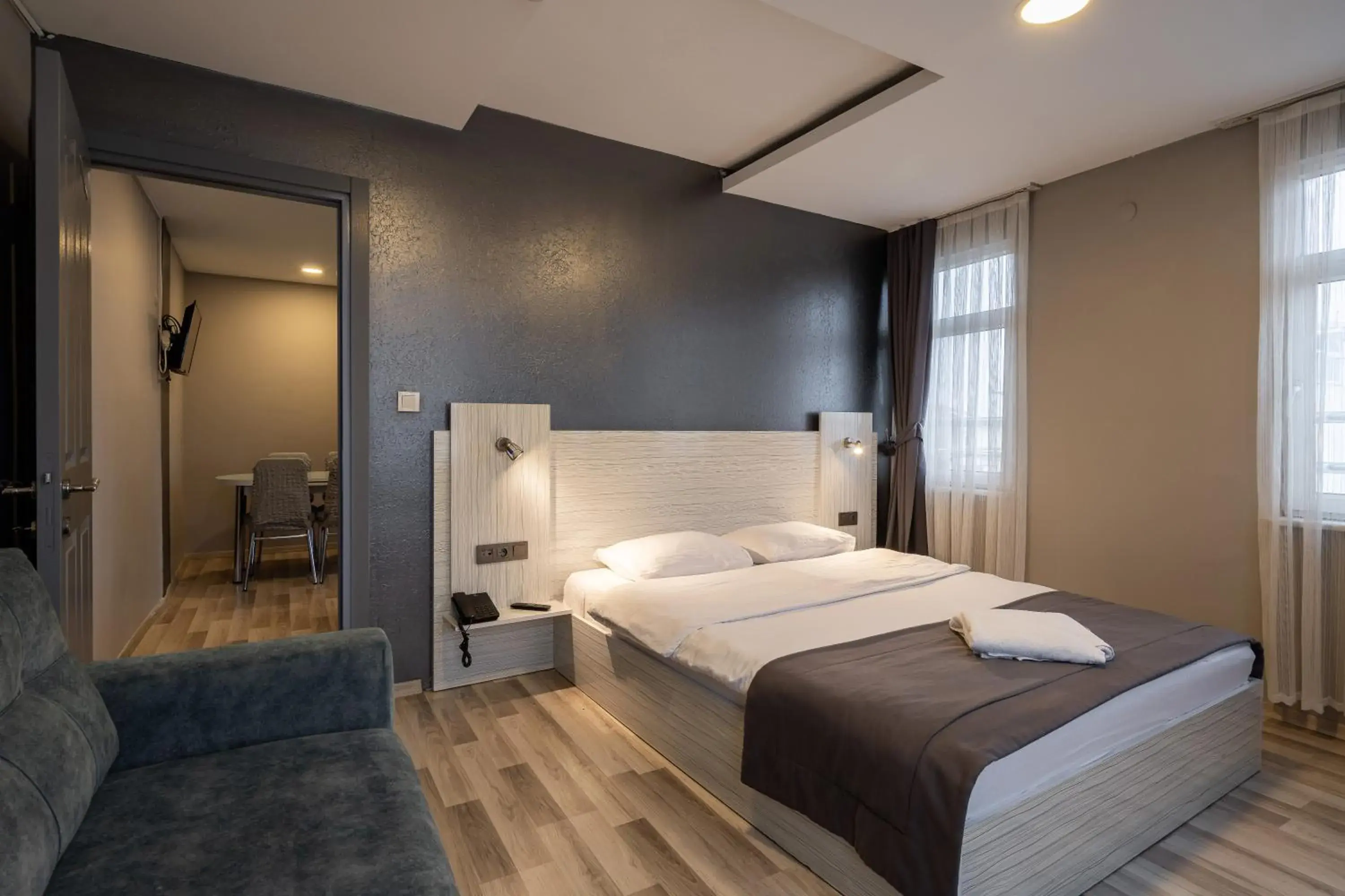 One-Bedroom Apartment in Element Residence One-Bedroom Apartment in Element Residence