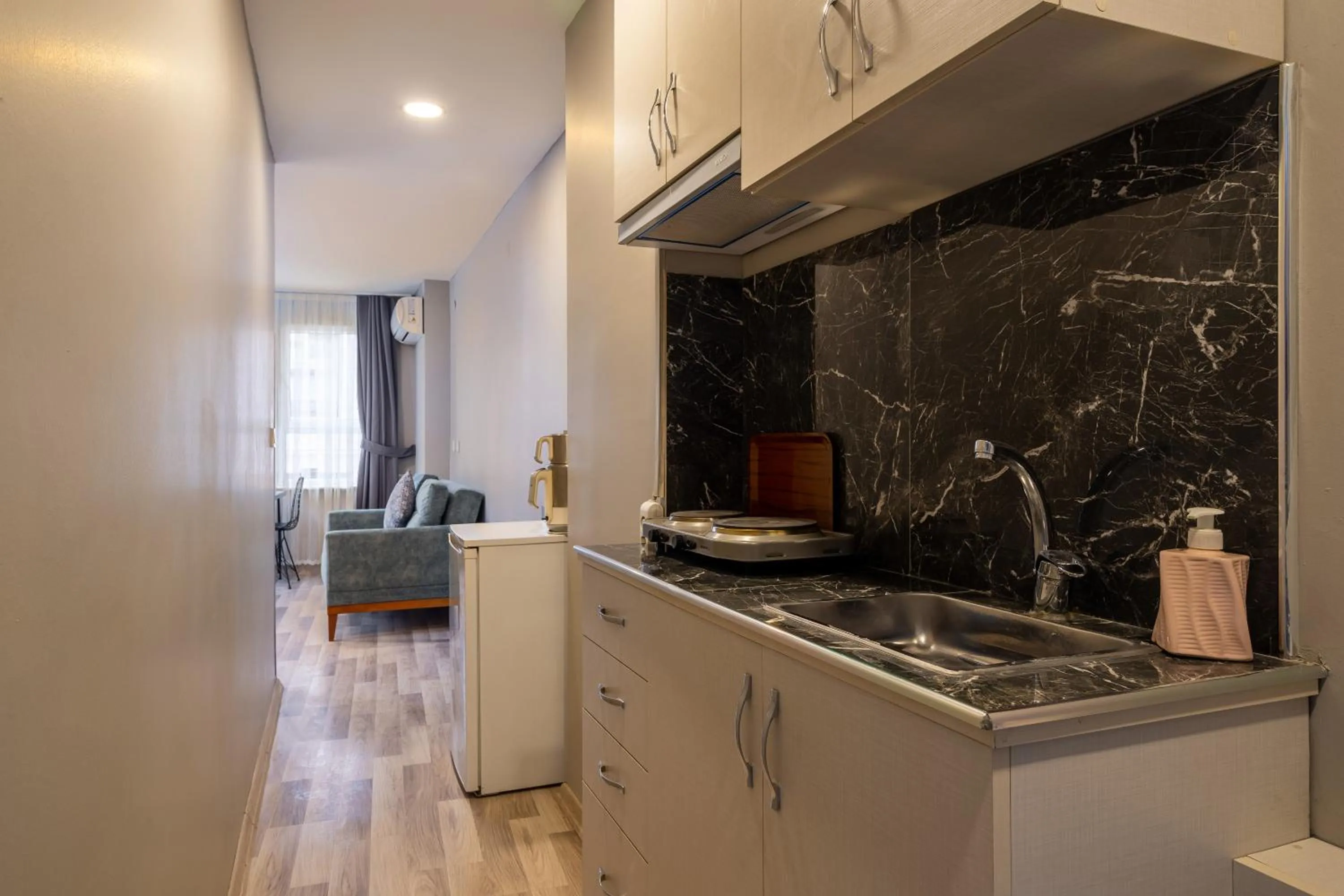 Kitchen or kitchenette in Element Residence