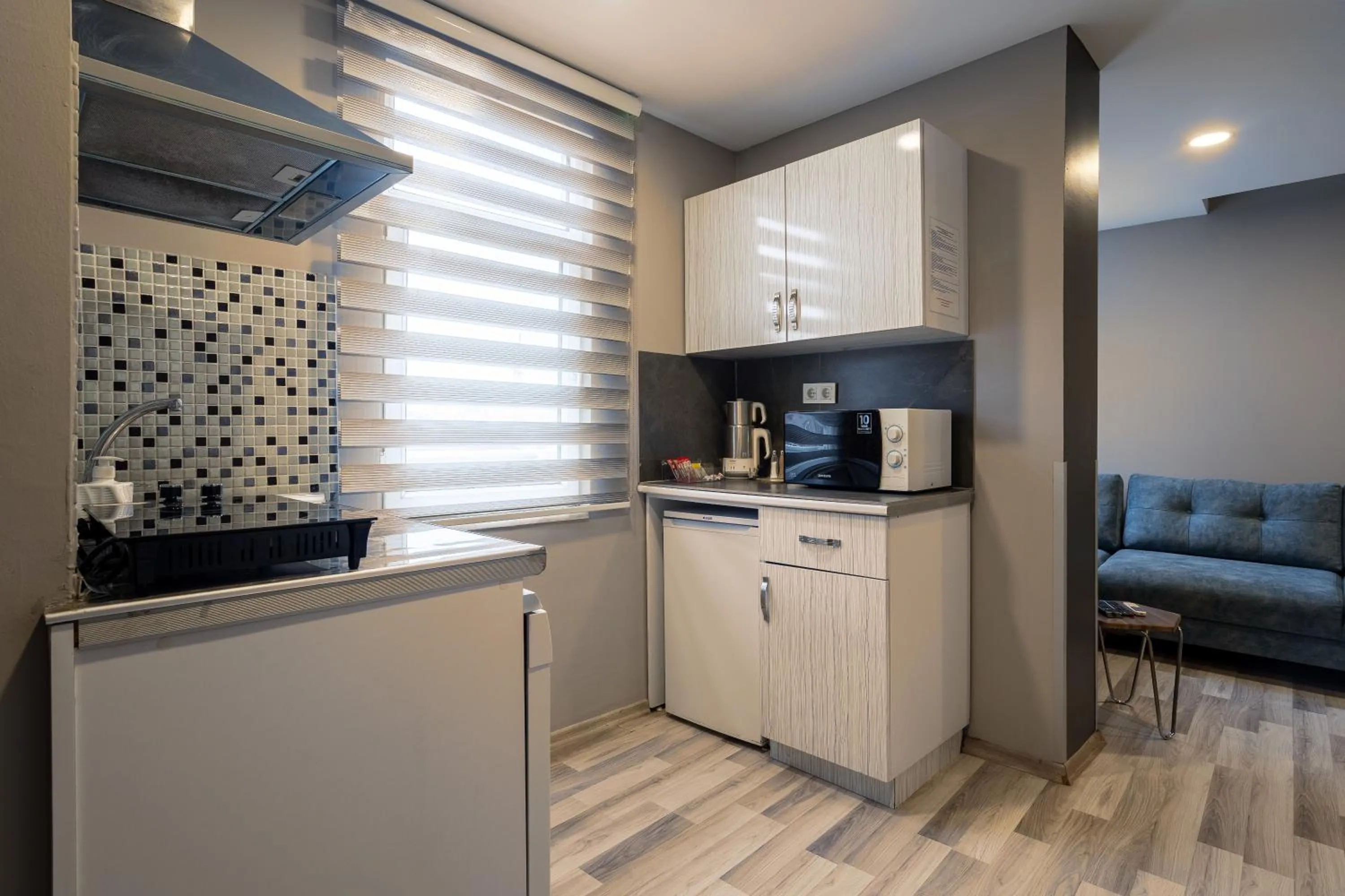 Coffee/tea facilities in Element Residence