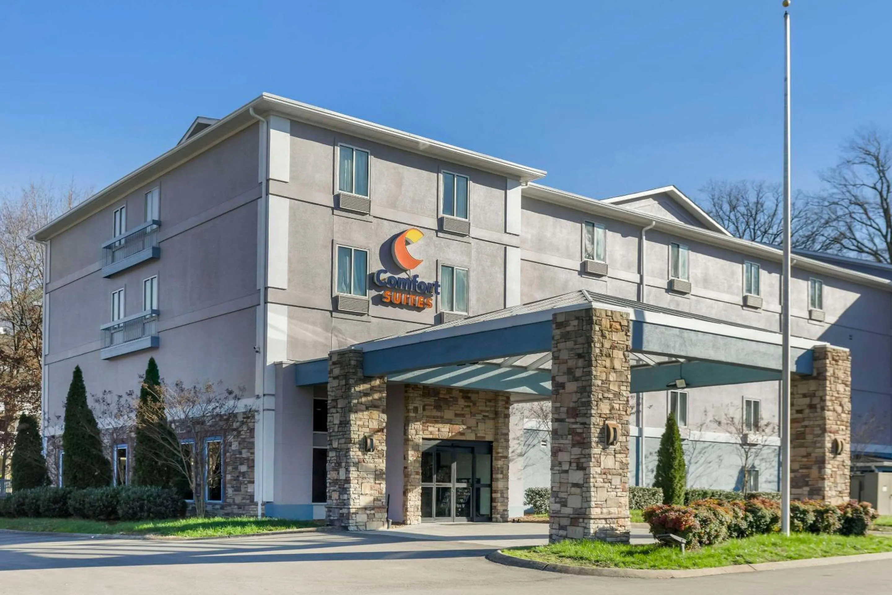 Property building in Comfort Suites Nashville Airport - BNA