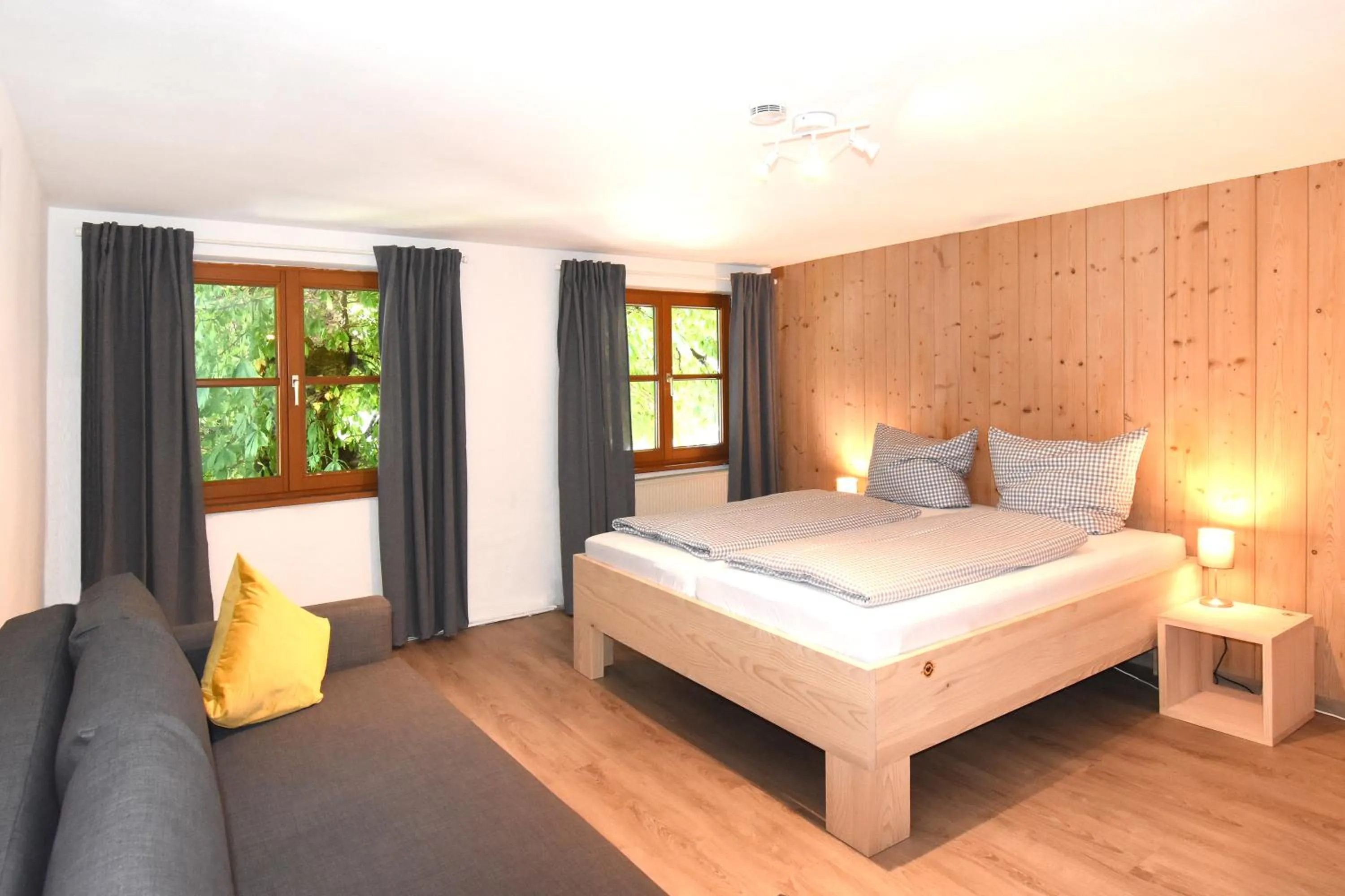 Photo of the whole room, Bed in Alps Hostel