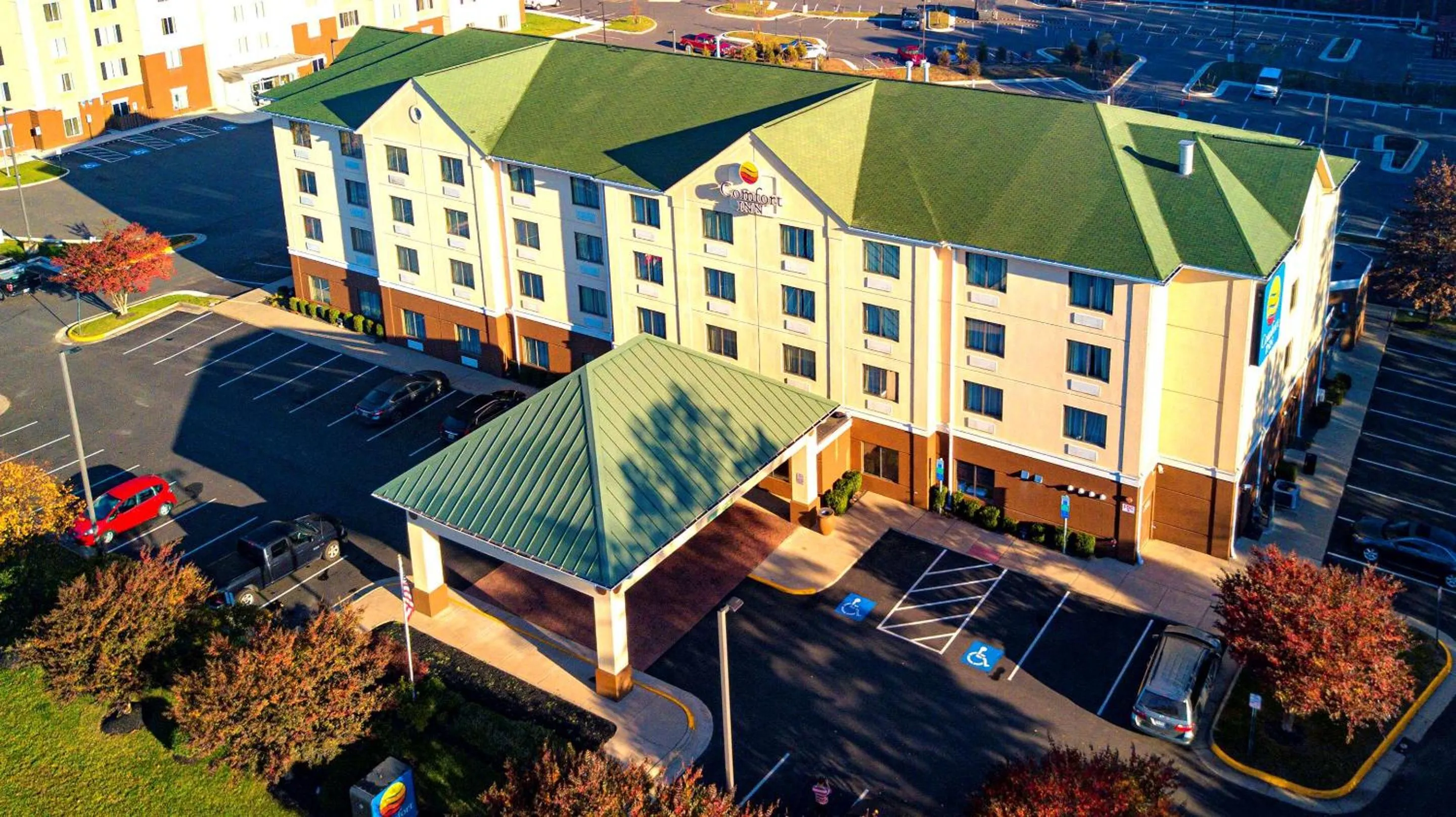 Property building in Comfort Inn Near Quantico Main Gate North