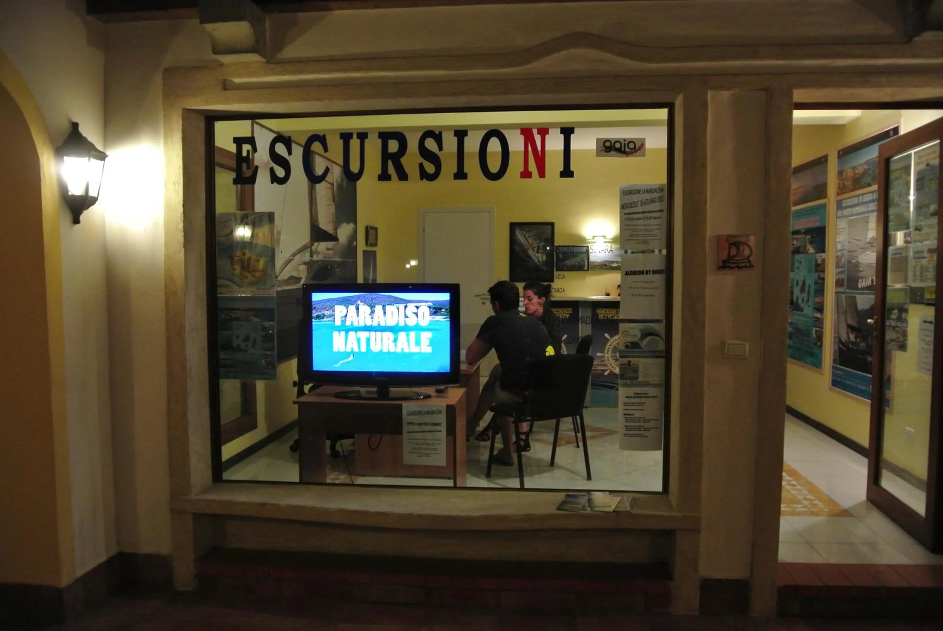 On-site shops in Stintino Country Paradise - Resort & Villas