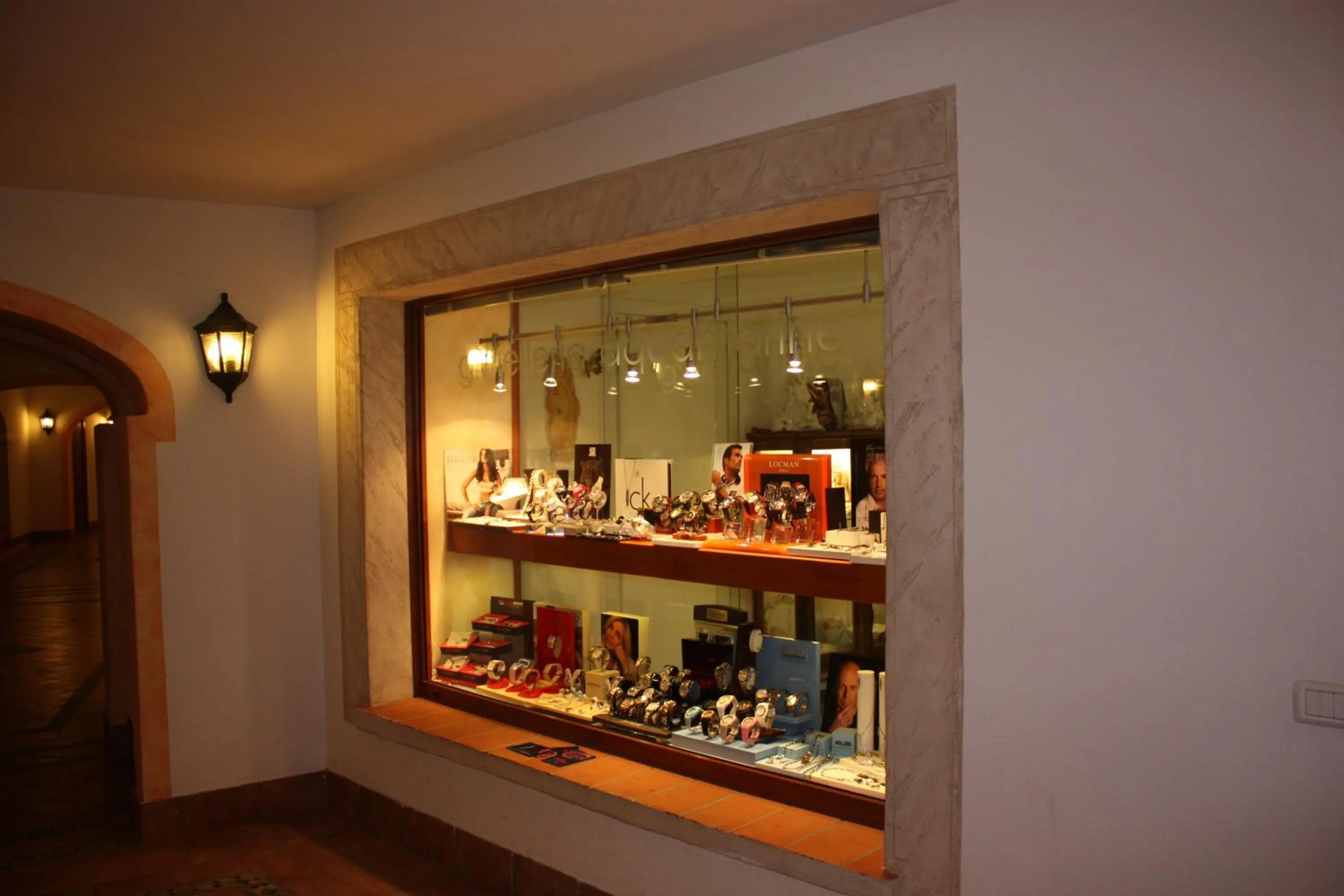 On-site shops in Stintino Country Paradise - Resort & Villas