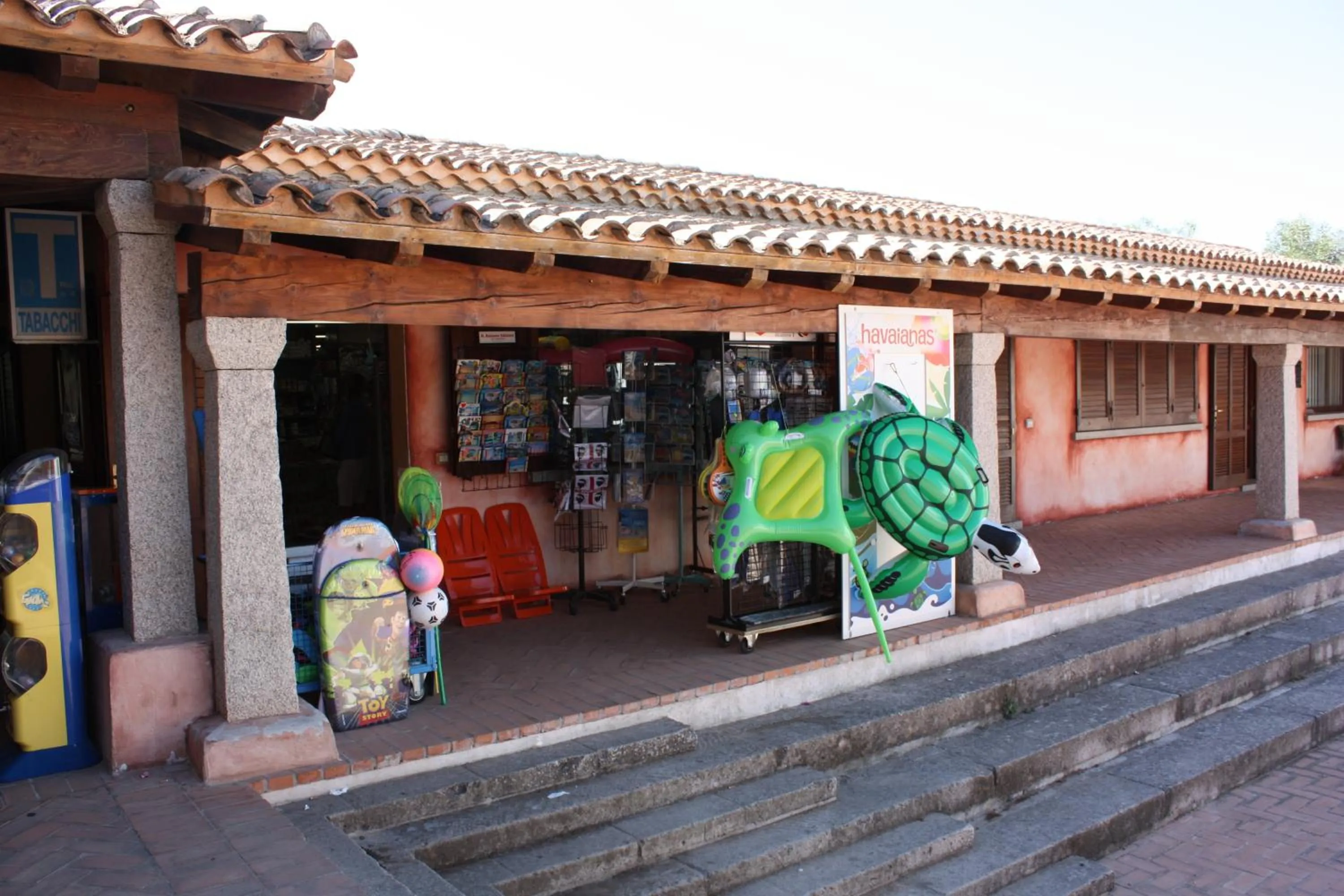 Shopping Area in Le Corti di Marinella