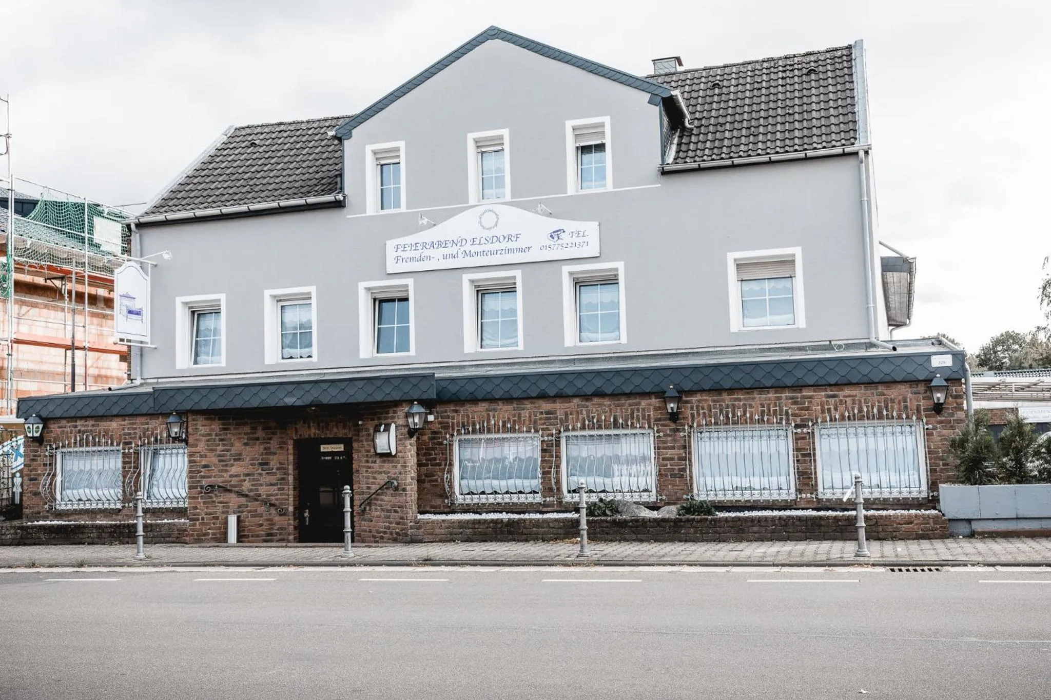 Property building in Feierabend Elsdorf