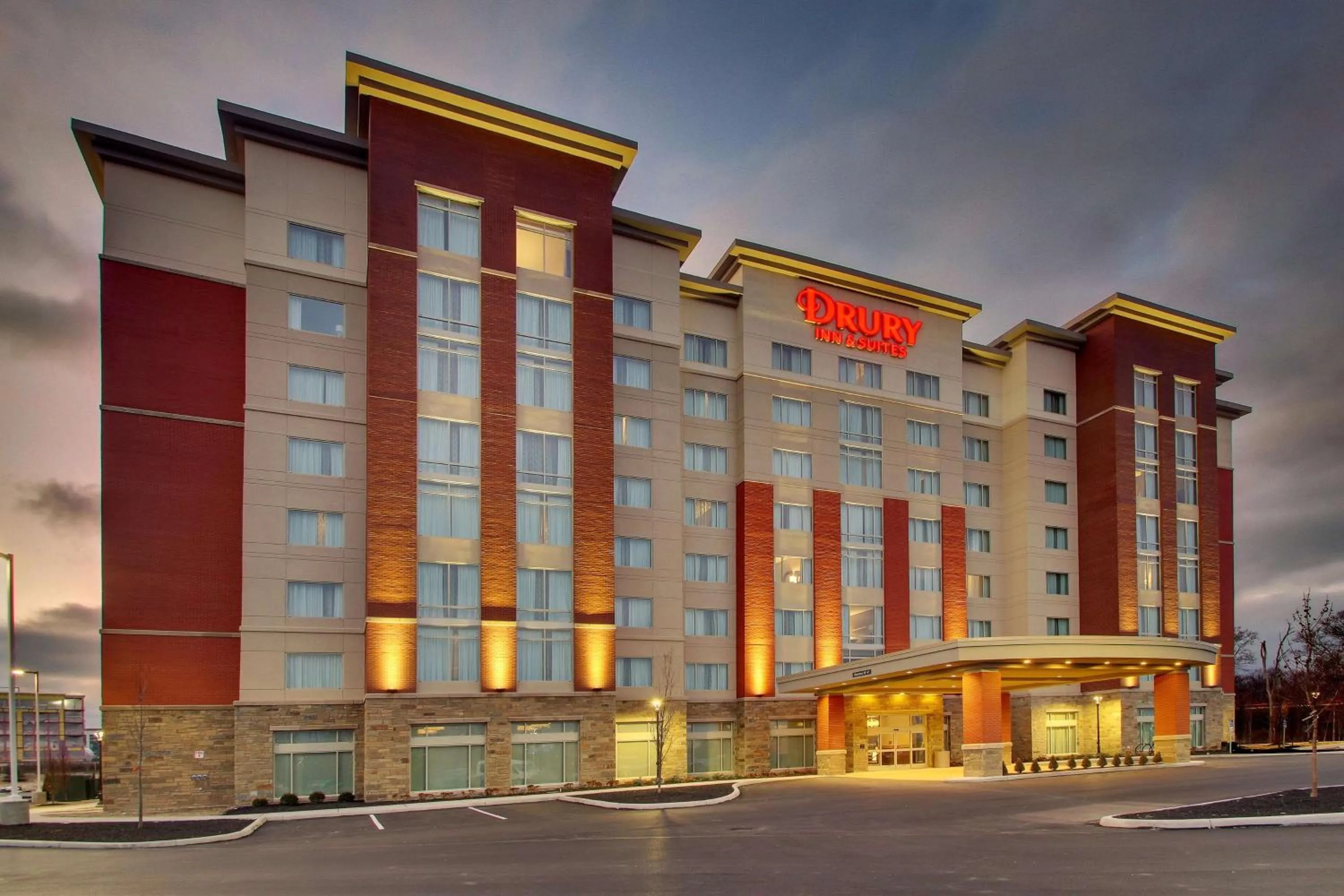 Property building in Drury Inn & Suites Columbus Polaris