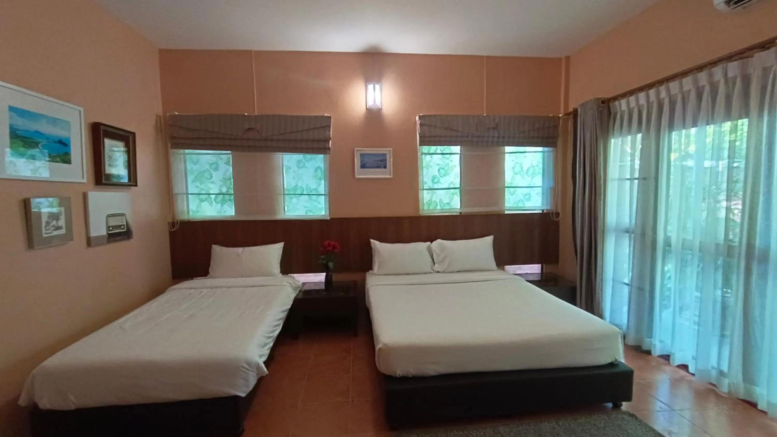 Bed in The Monkey Resort Donheang