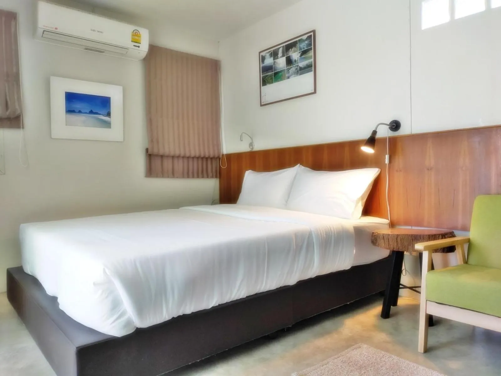 Bed in The Monkey Resort Donheang