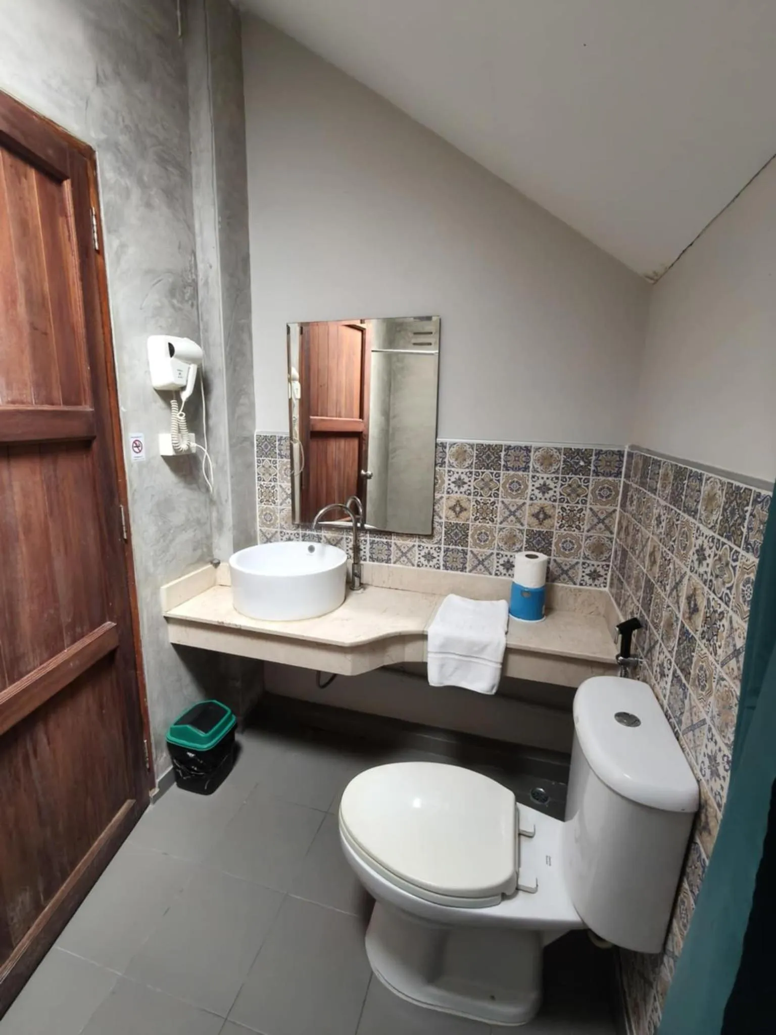 Bathroom in The Monkey Resort Donheang