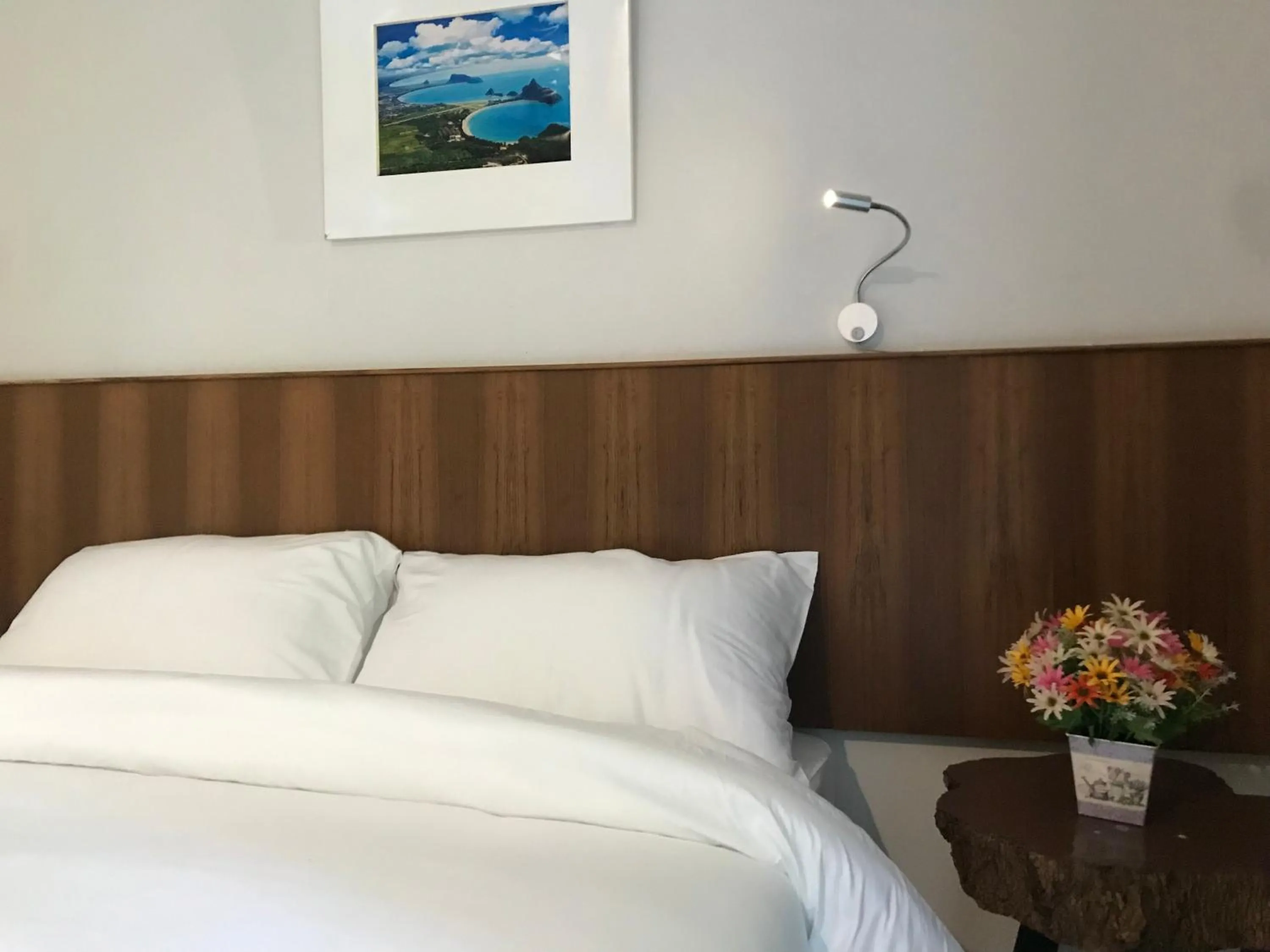 Bed in The Monkey Resort Donheang