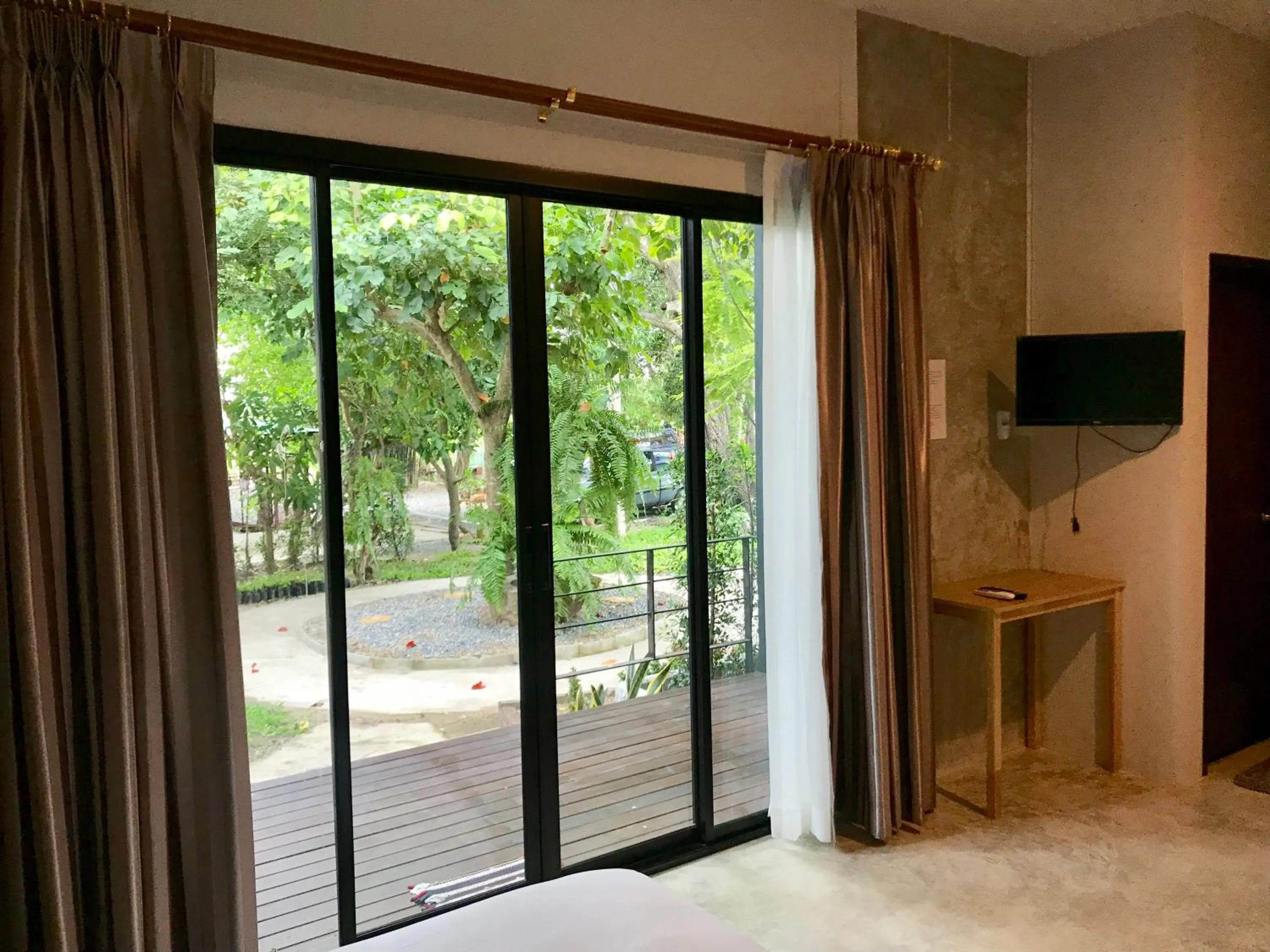 The Monkey Resort Donheang