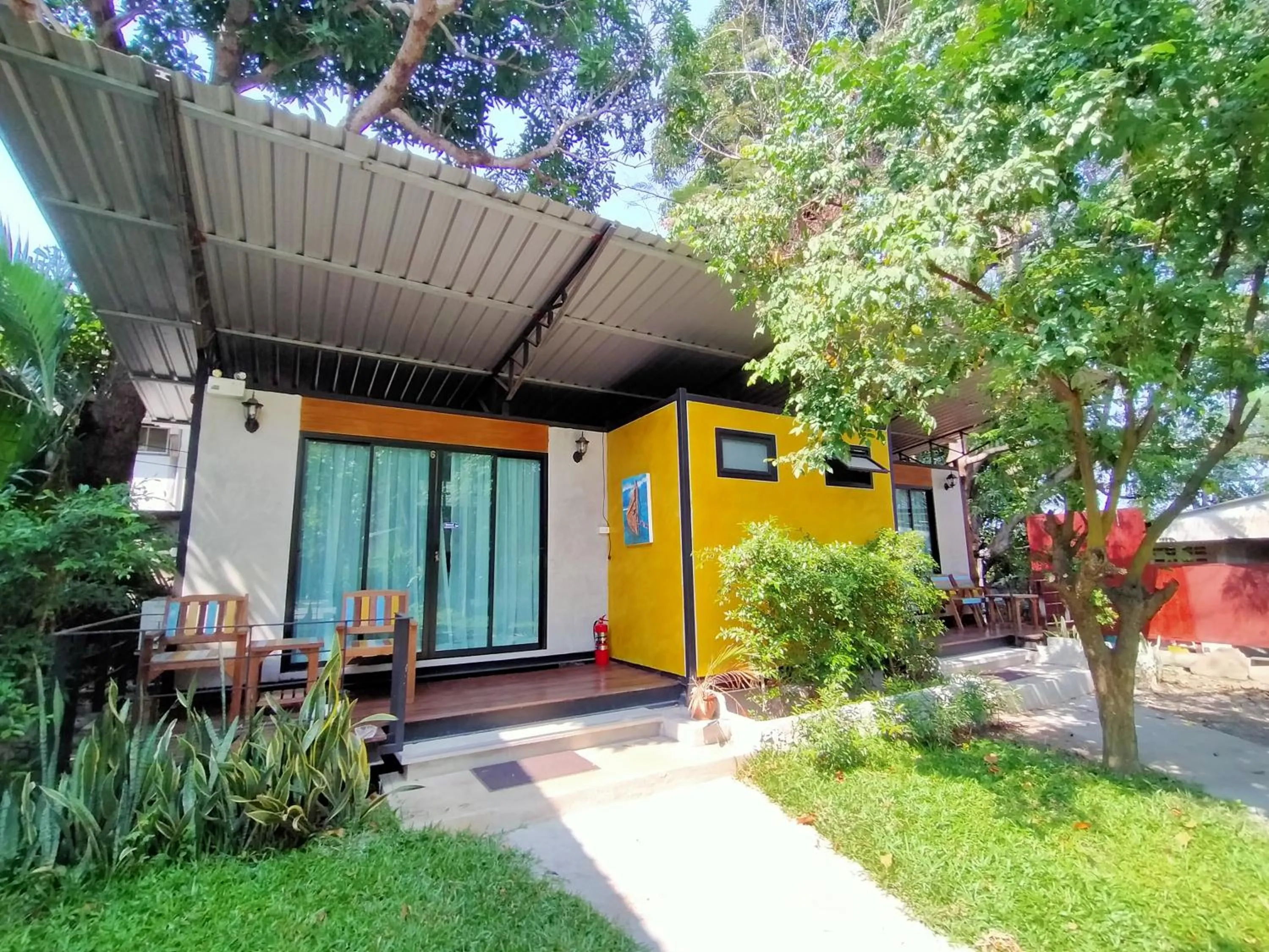 The Monkey Resort Donheang