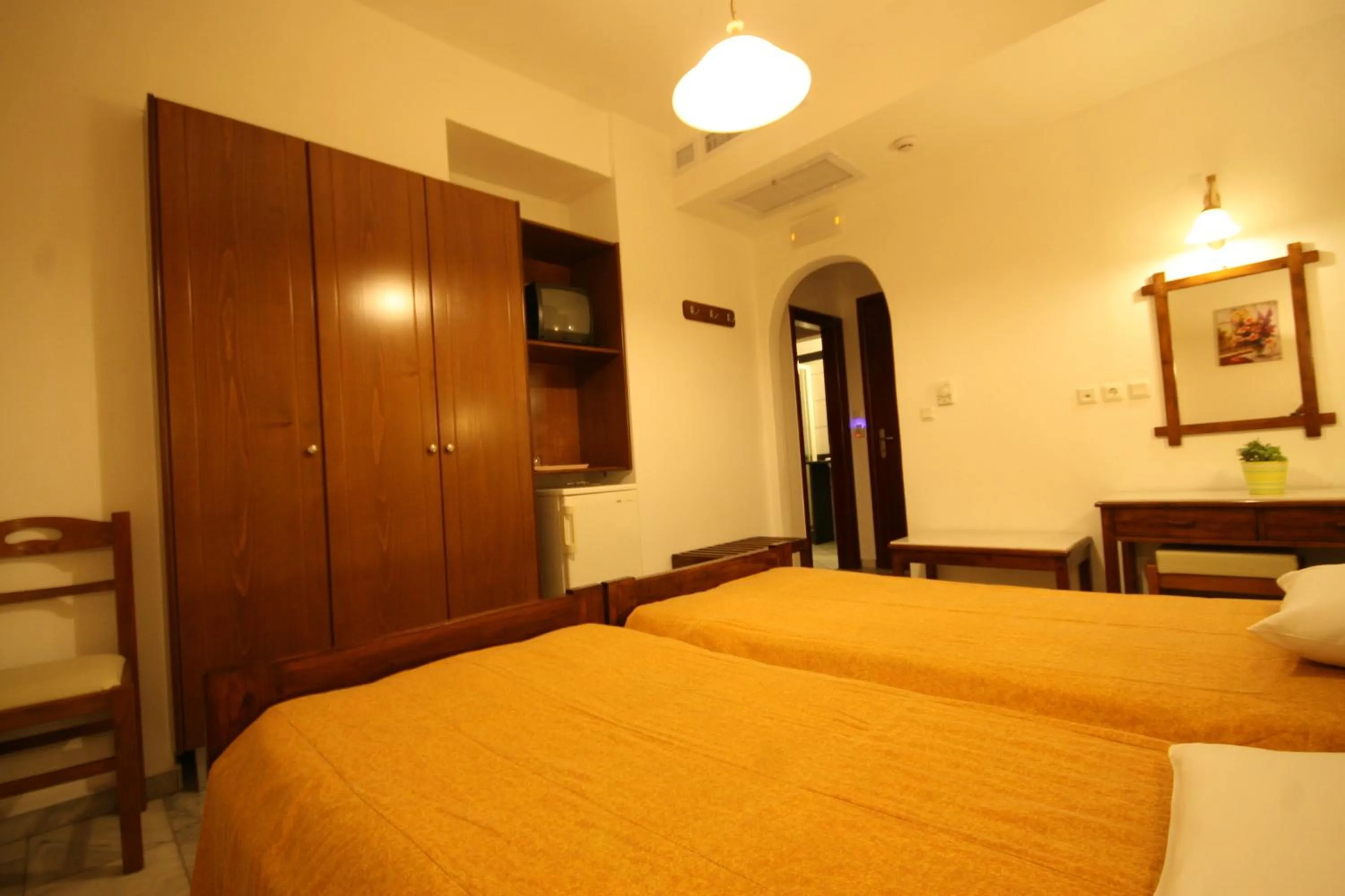 Photo of the whole room, Bed in Iliovasilema