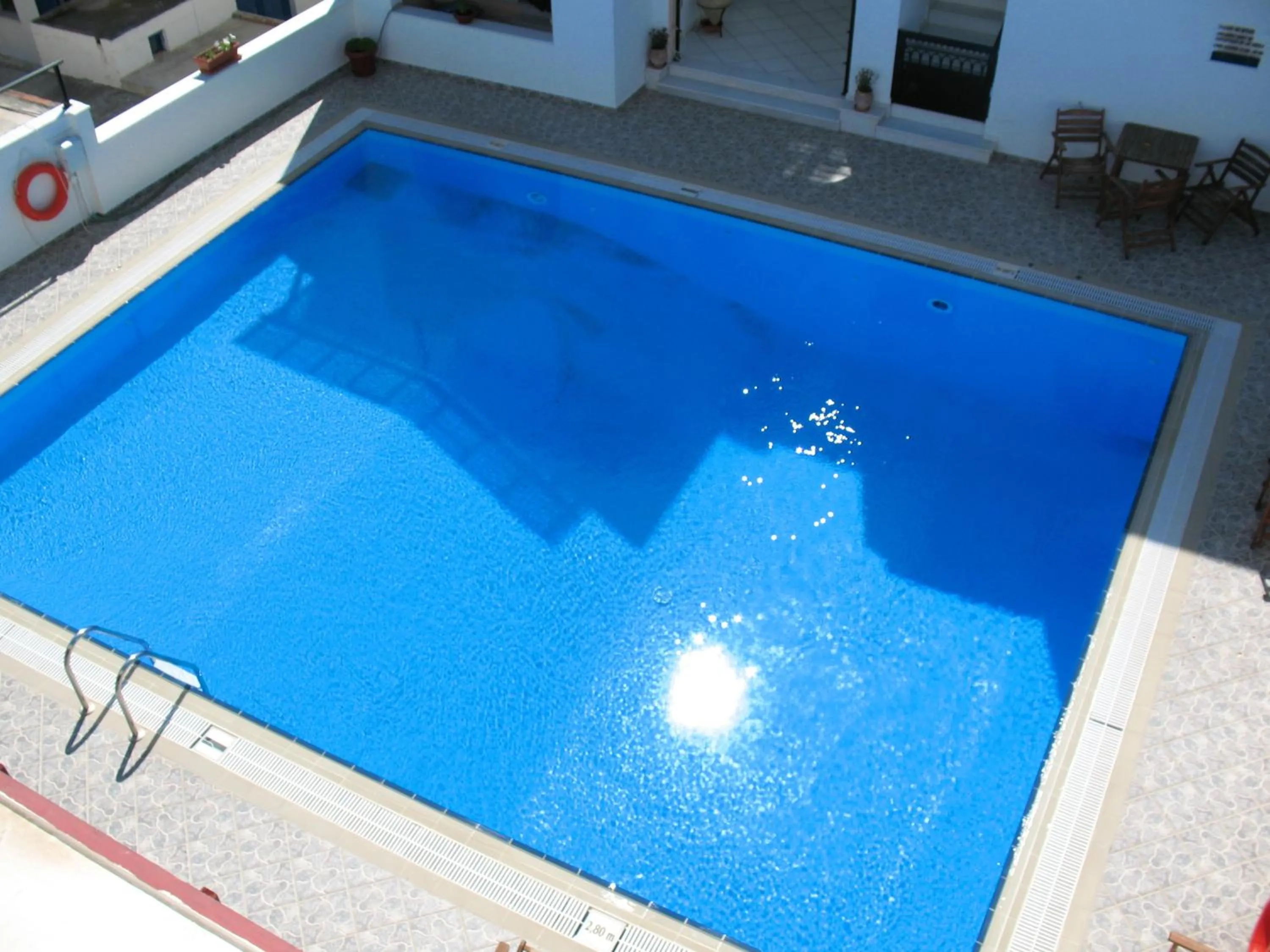 Swimming pool in Iliovasilema