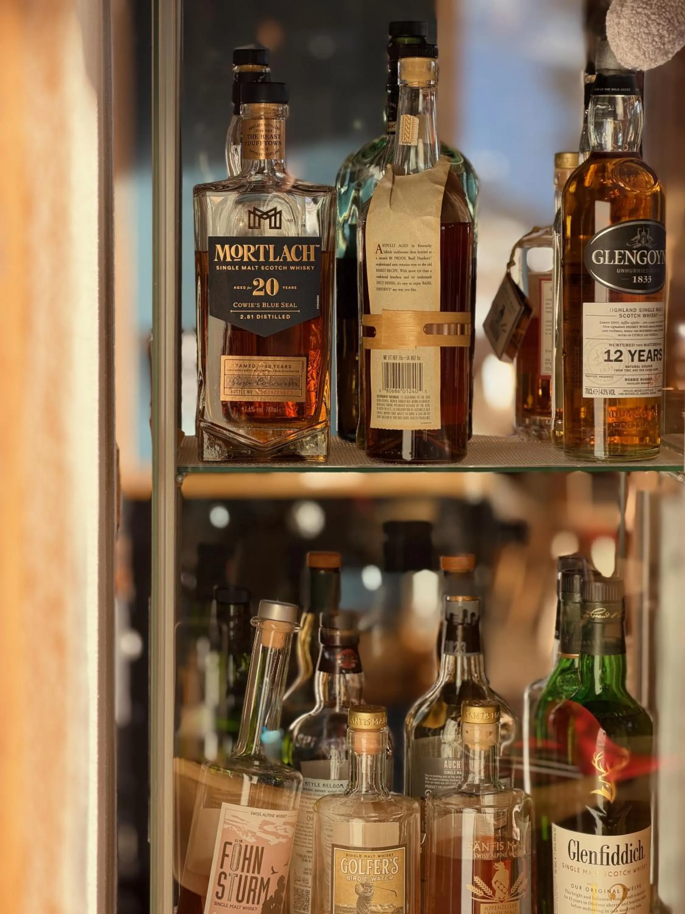 Drinks in Berggasthaus Eggberge - Boutique Mountain Hotel - Access via Cablecar