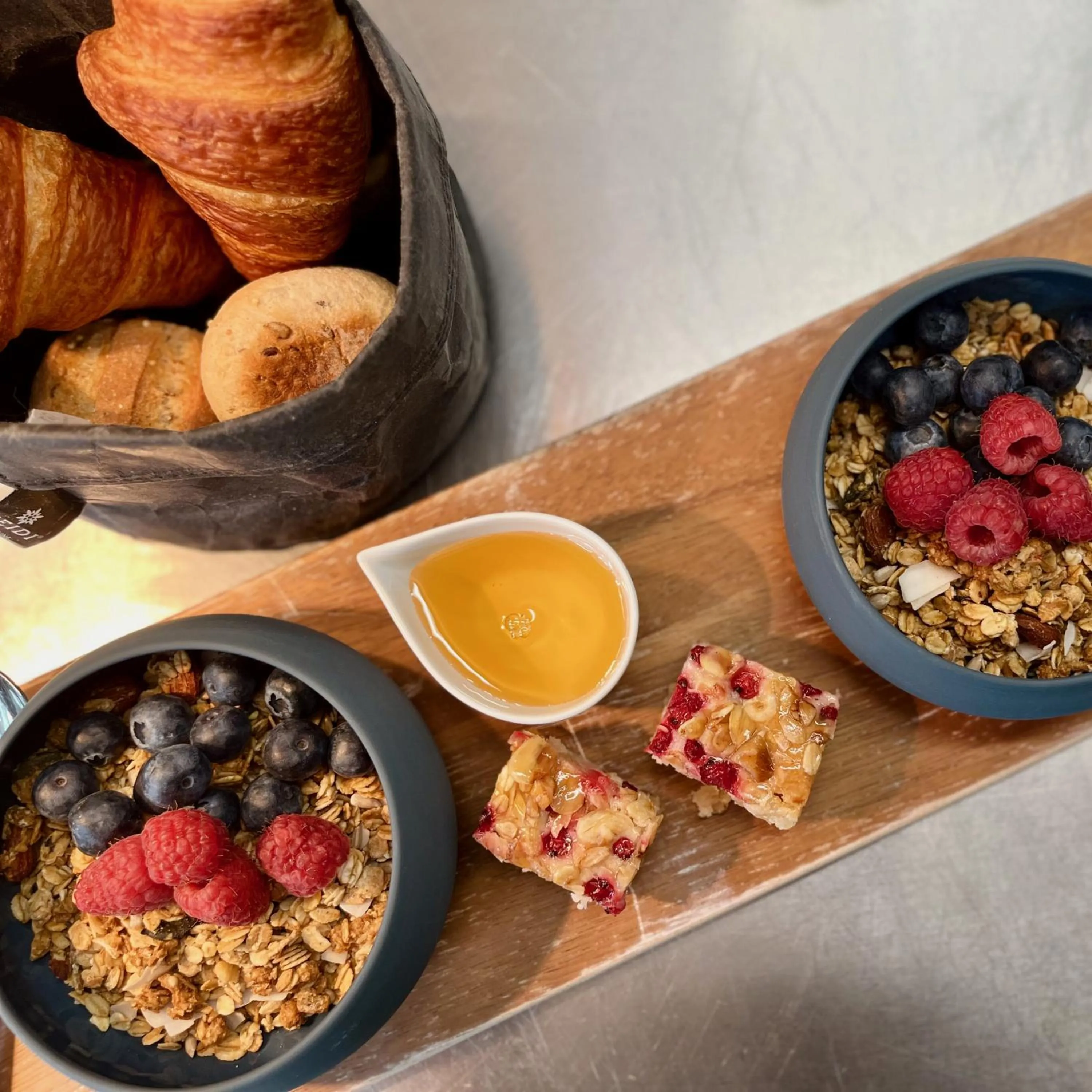 Berggasthaus Eggberge - Boutique Mountain Hotel - Access via Cablecar