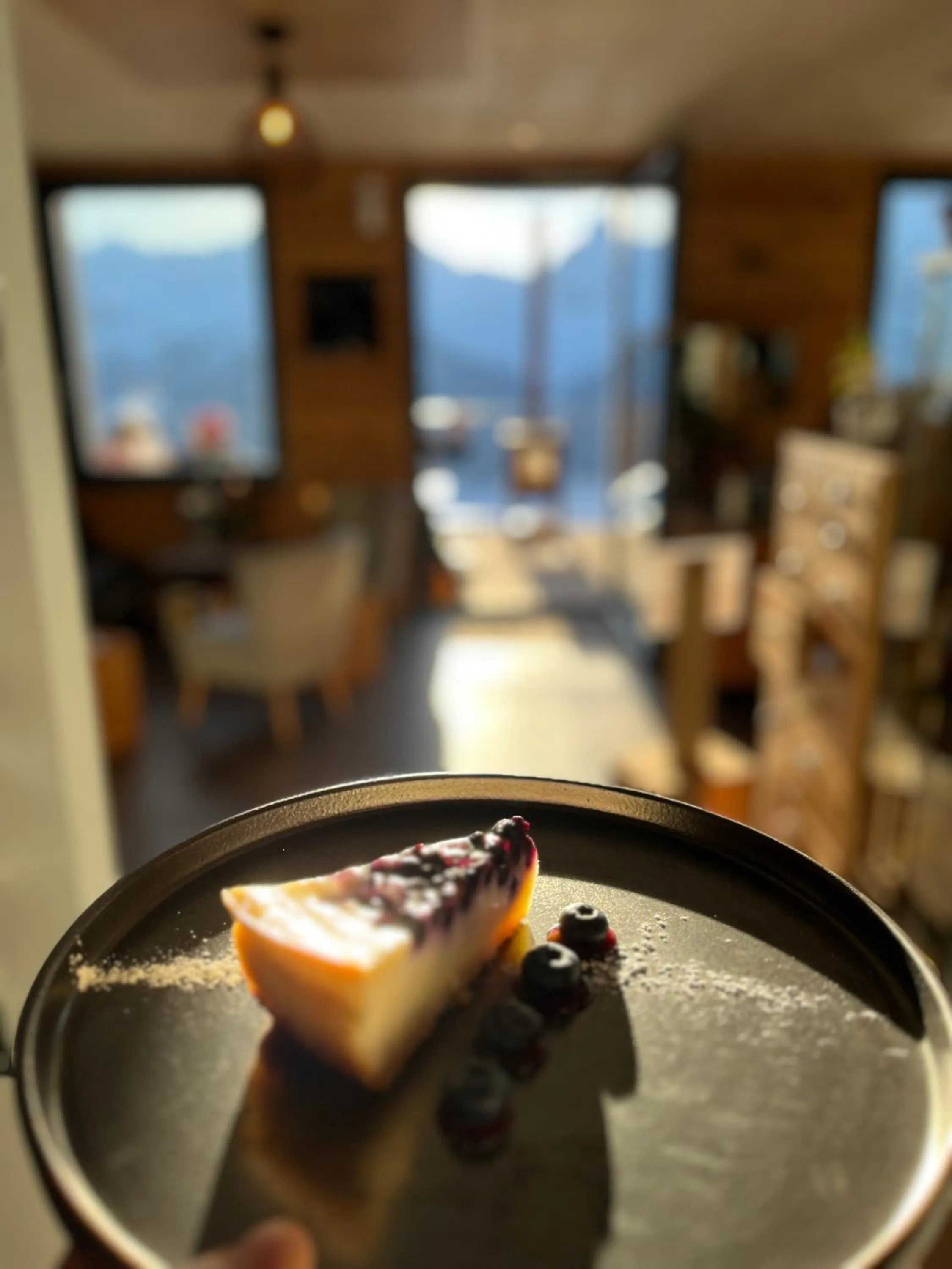 Berggasthaus Eggberge - Boutique Mountain Hotel - Access via Cablecar