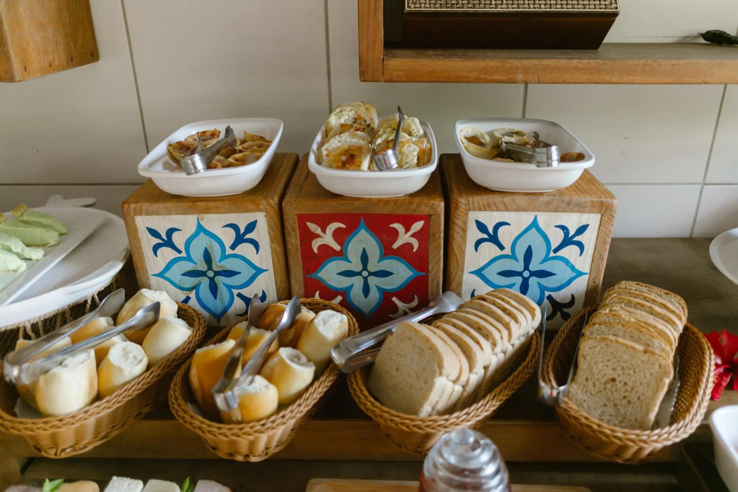 Restaurant/places to eat in Pousada Estrela do Mar Noronha by Alto da Ilha