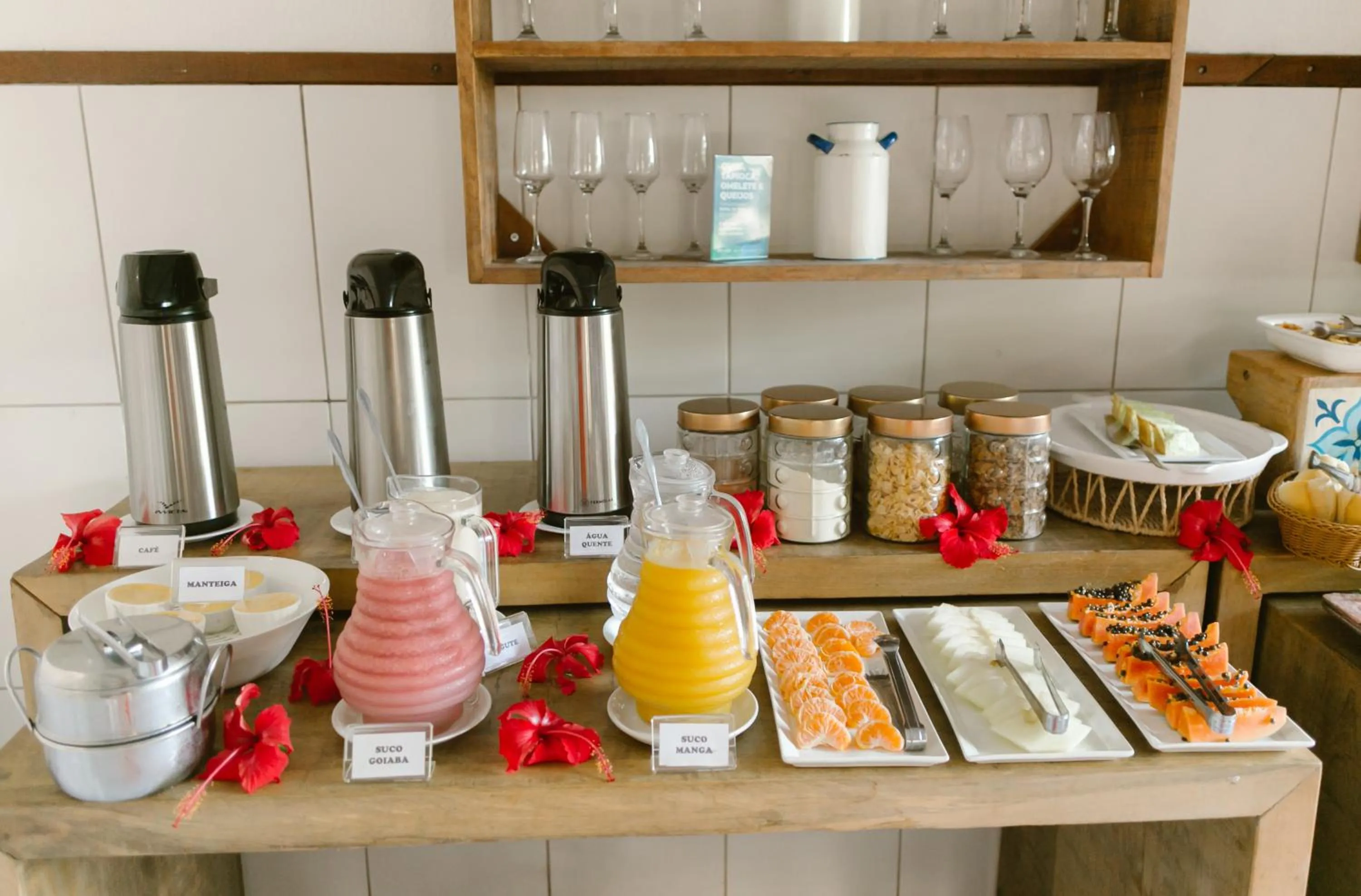 Restaurant/places to eat in Pousada Estrela do Mar Noronha by Alto da Ilha