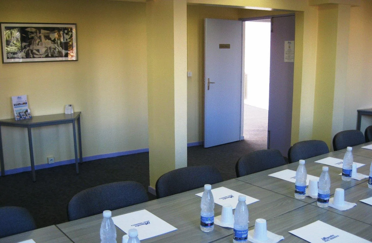 Business facilities in Hôtel Residence Les Aiguades