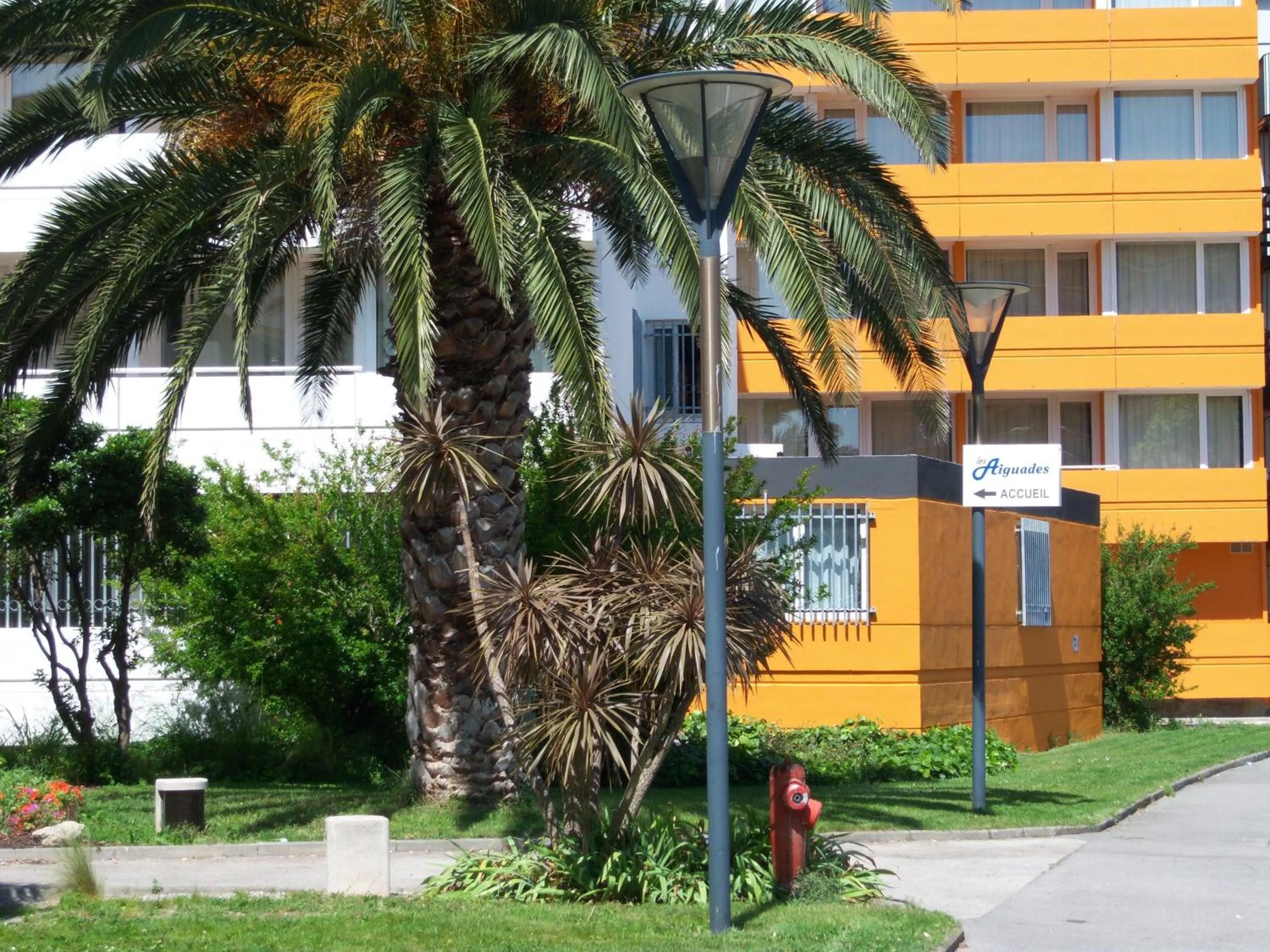 Facade/entrance in Hôtel Residence Les Aiguades