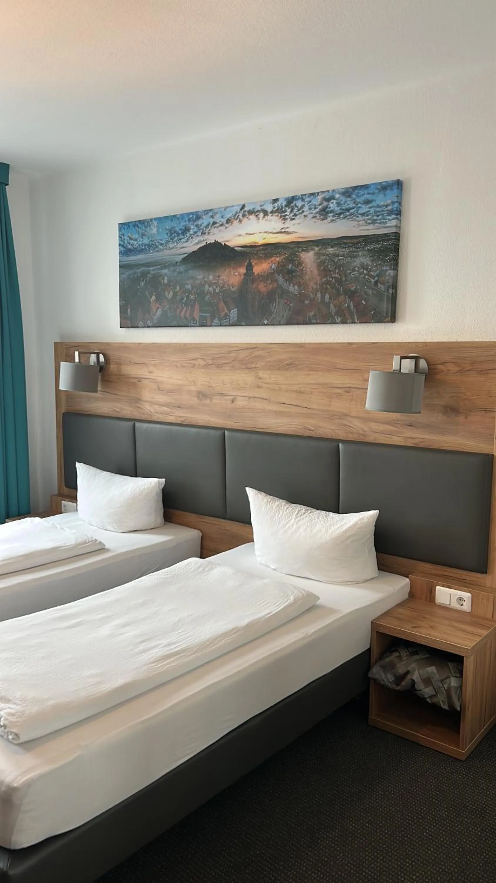 Bed in Burghotel Homberg