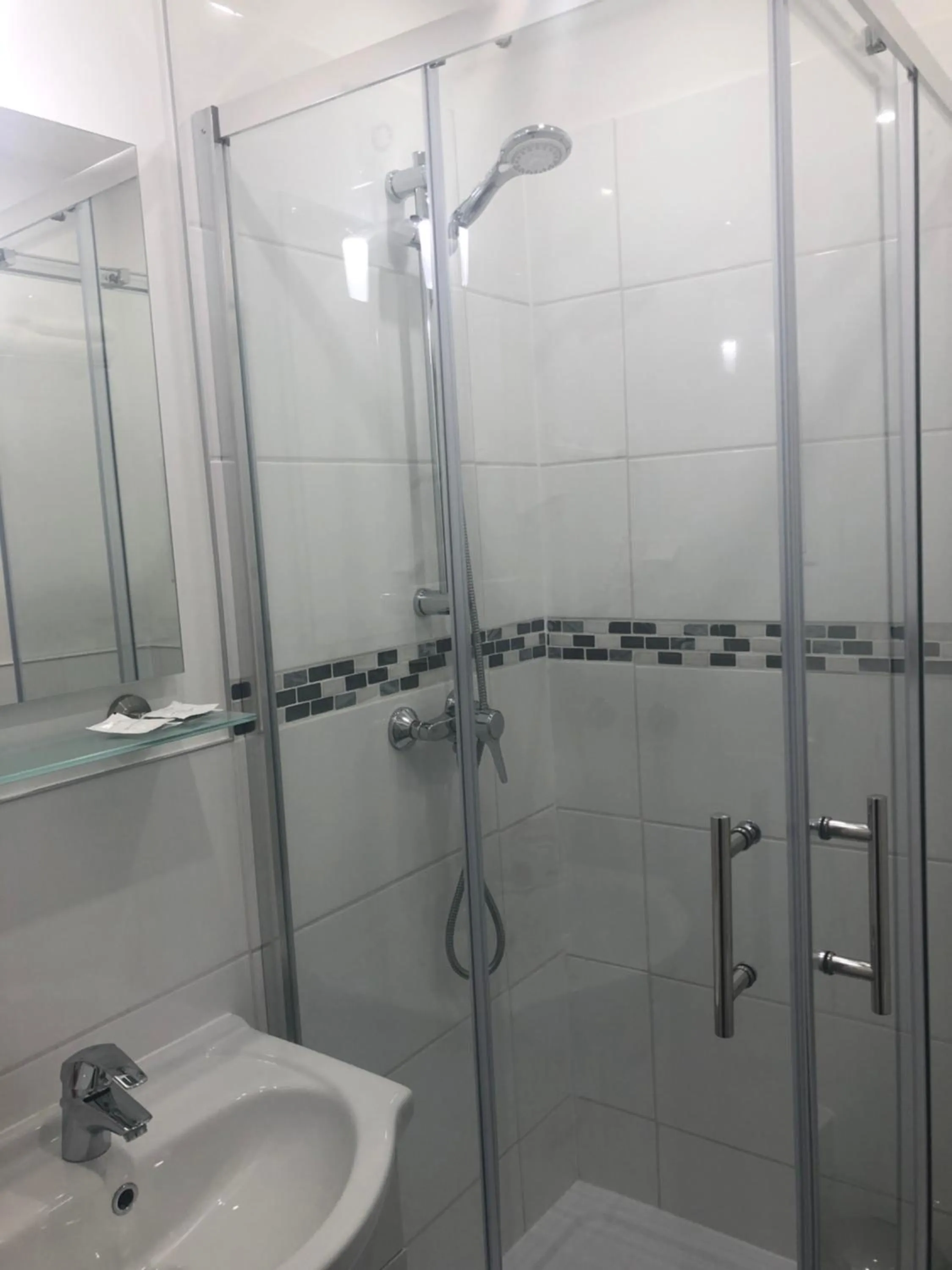 Bathroom in Burghotel Homberg