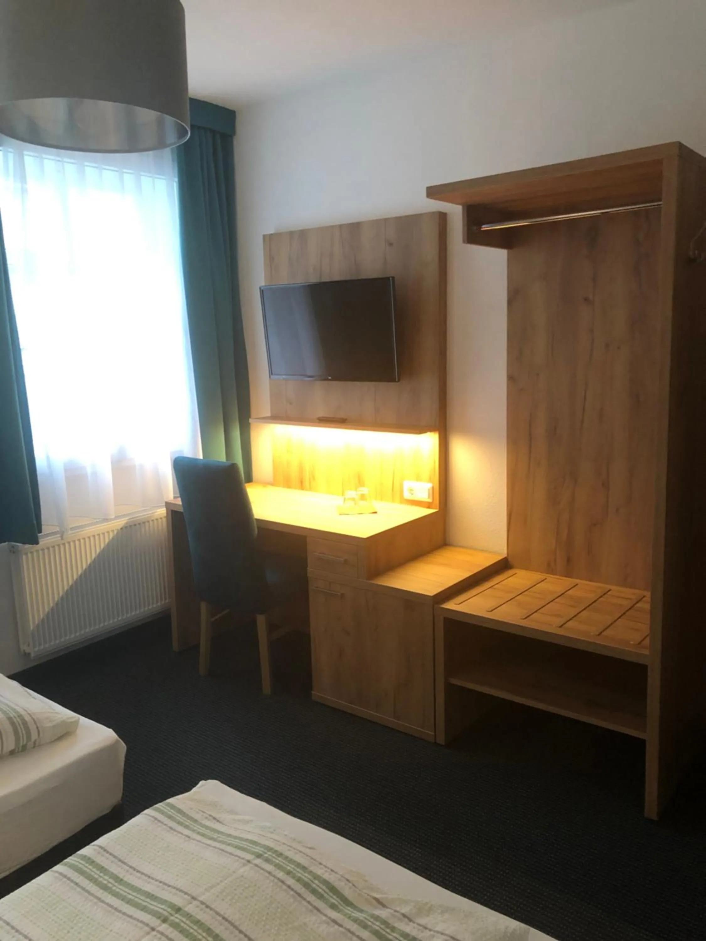 Photo of the whole room, Bed in Burghotel Homberg