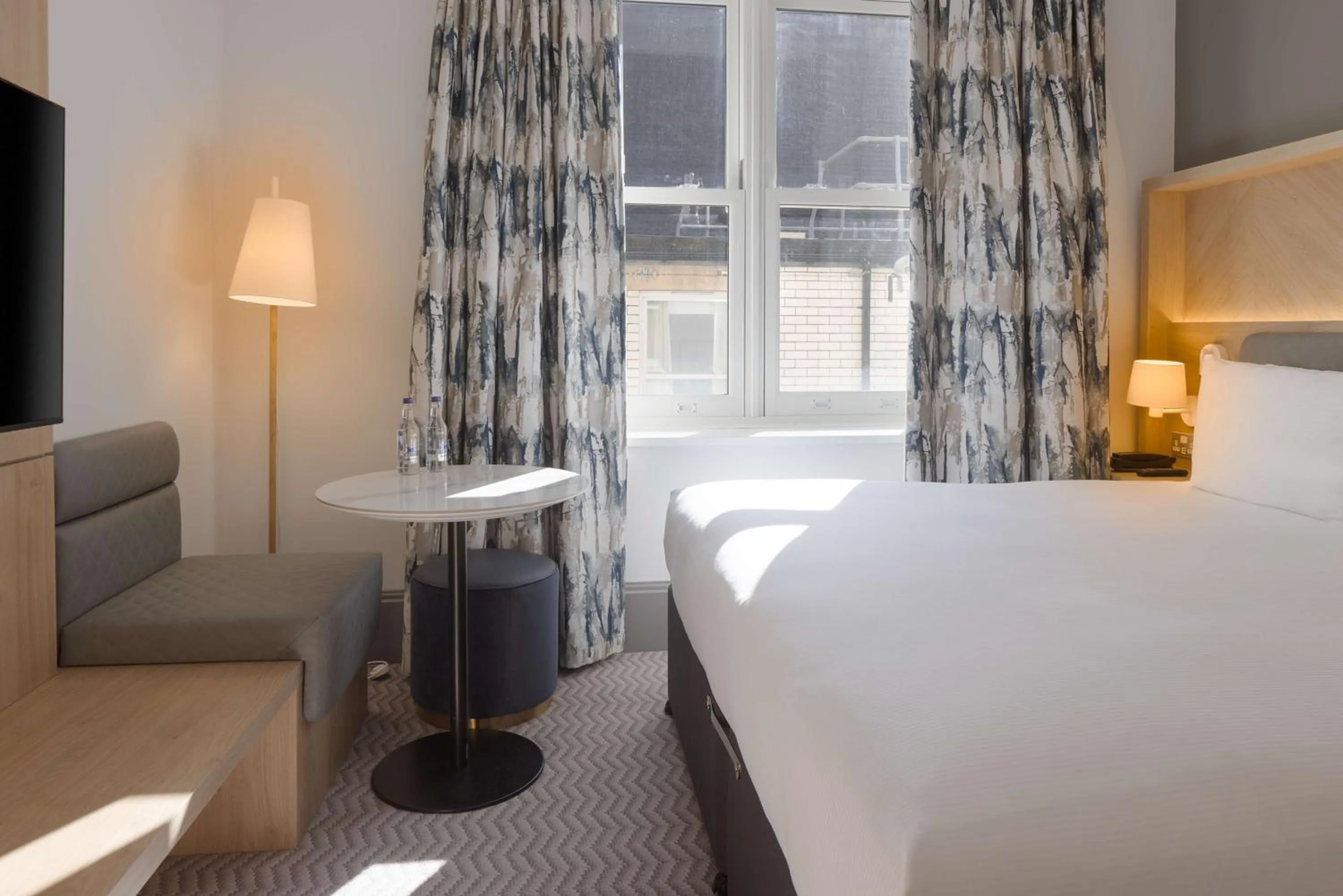 Bed in Hilton Nottingham Hotel