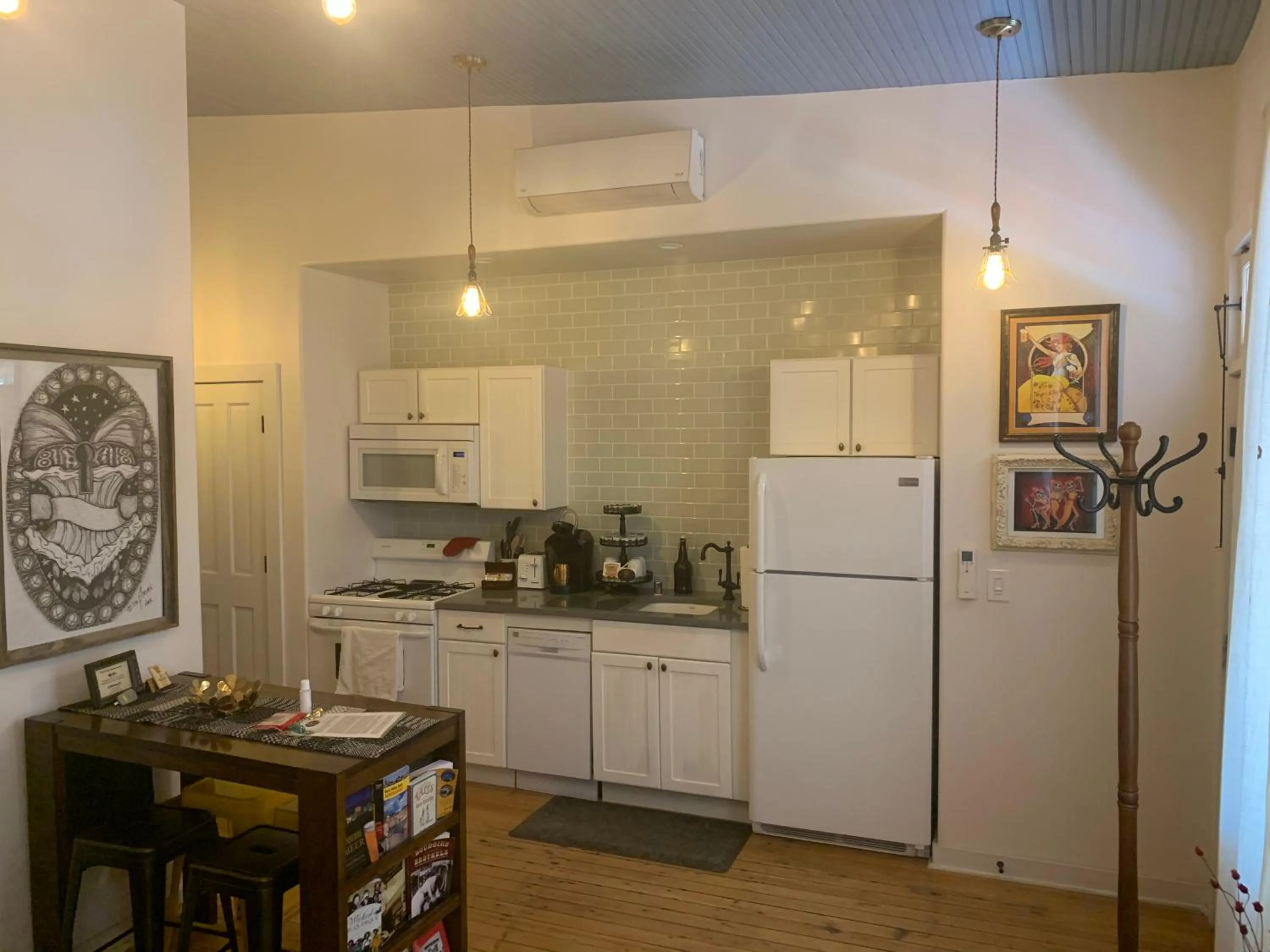 kitchen in Painted Lady Bed & Brew