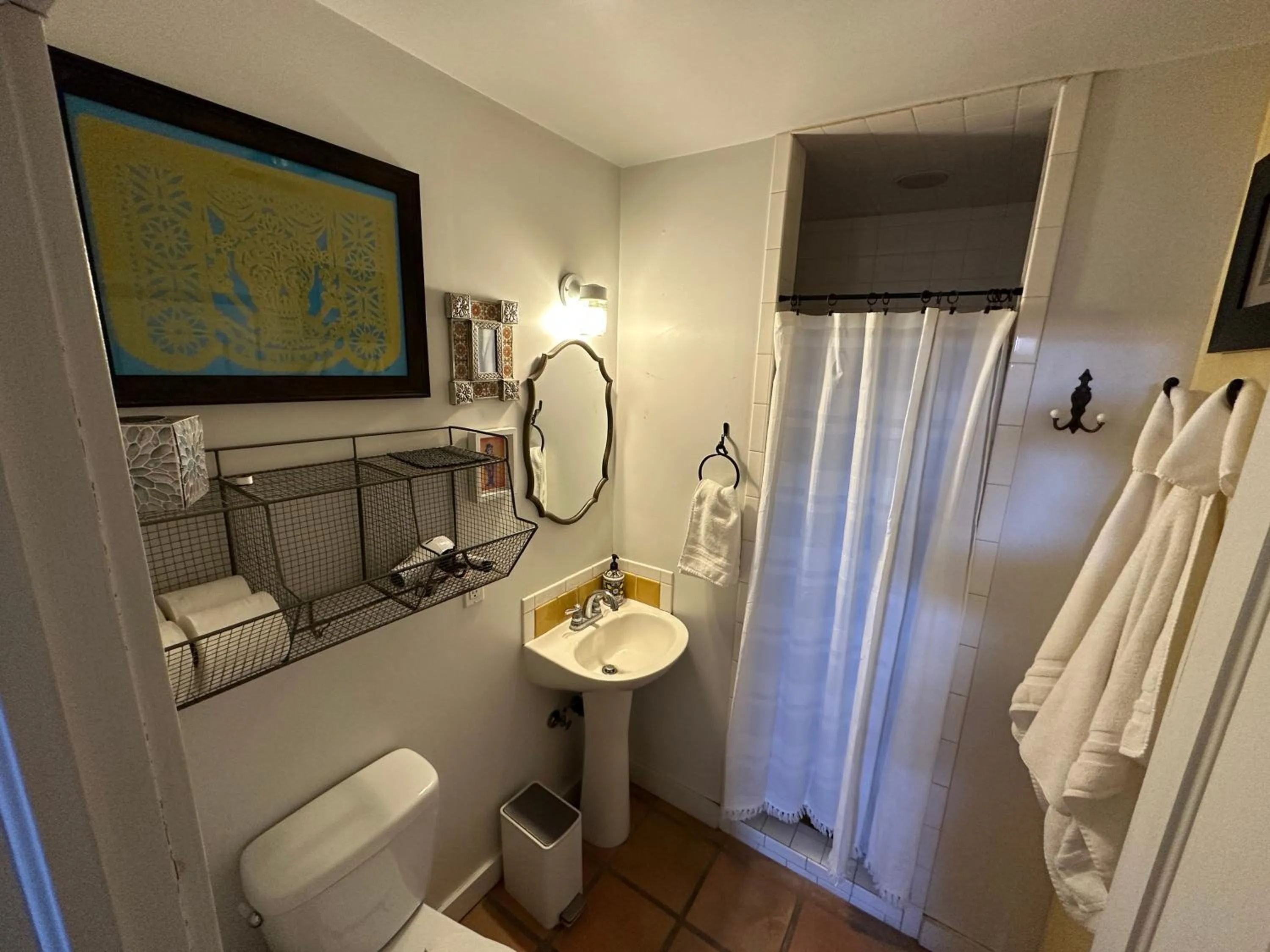 Bathroom in Painted Lady Bed & Brew