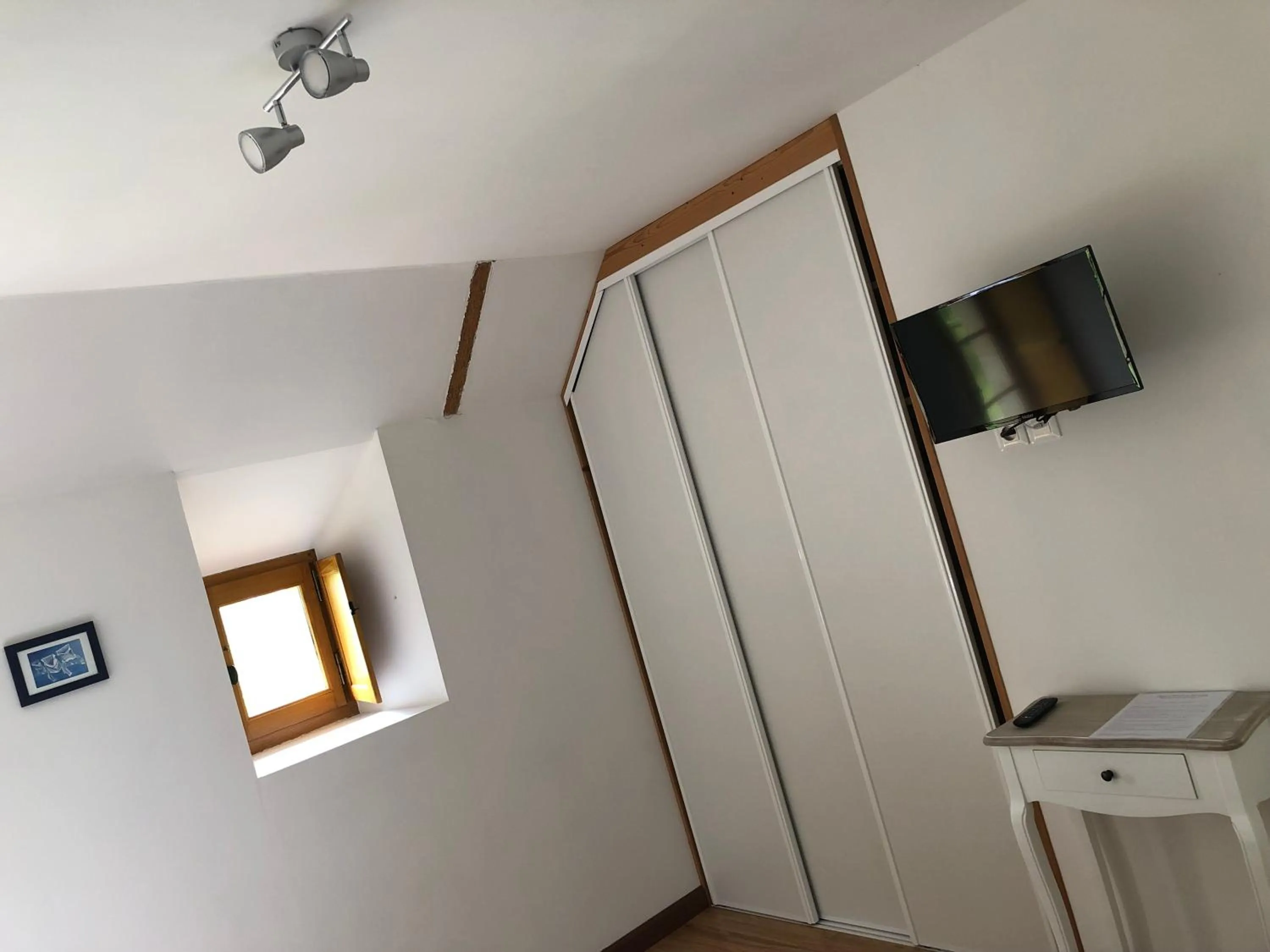 TV and multimedia in Le Haut Pont de la Baie